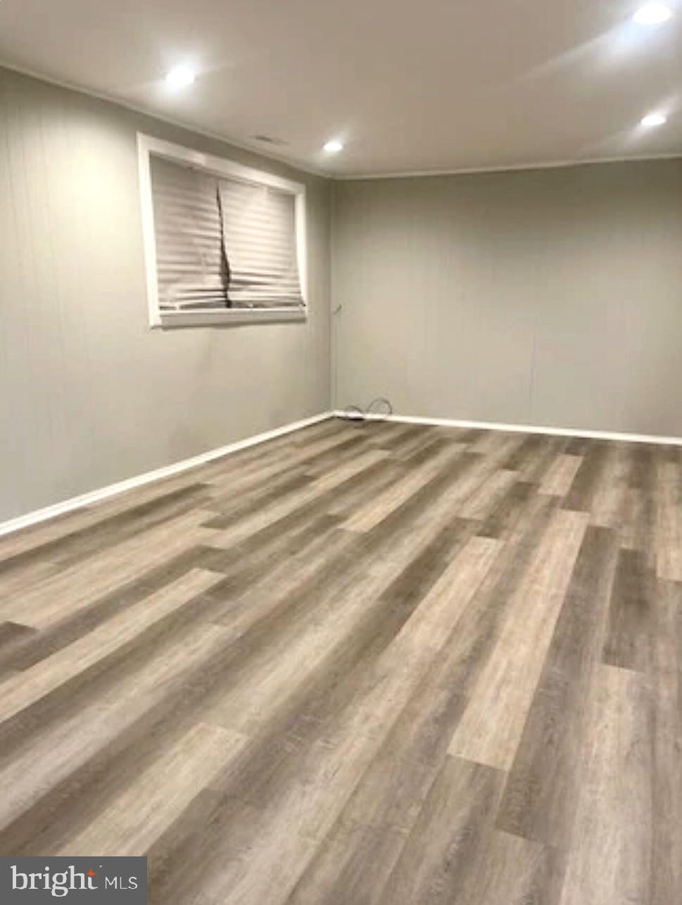 SURRATTS GARDENS - Residential Lease