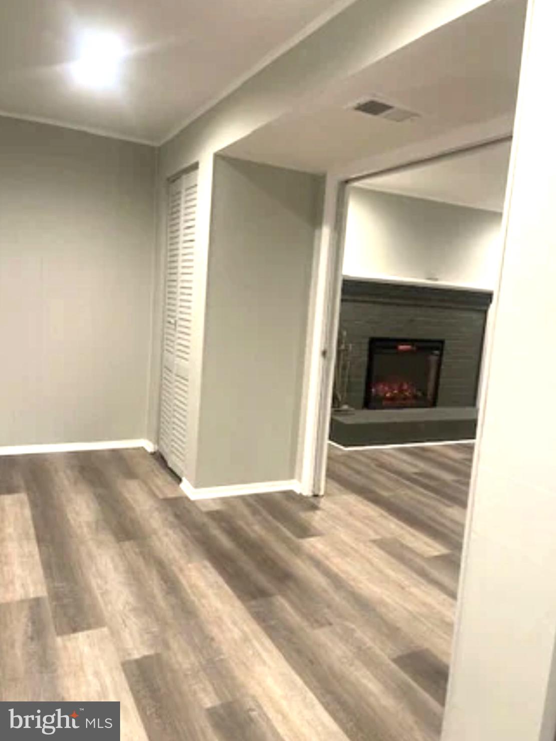 SURRATTS GARDENS - Residential Lease