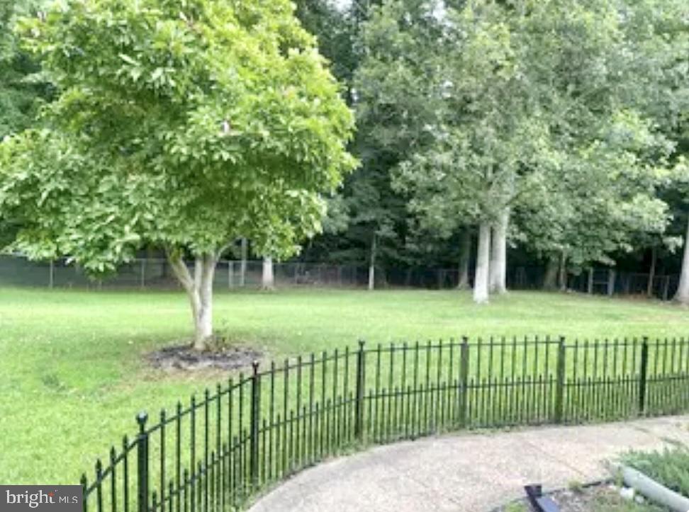 SURRATTS GARDENS - Residential Lease