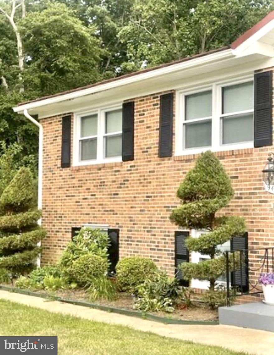 Fantastic FIRST FLOOR RENTAL in a Split Foyer home with a separate rear entrance. ALL UTILITIES INCLUDED IN RENT PRICE. Ready for September 1st Occupancy - The First Floor features 2 bedrooms, a large den with a fireplace, 1 full bath, a large living room, kitchen with quartz counter tops and appliances. Nicely painted and updated flooring through out. Includes a Washer and Dryer on First Floor. No pets. Shared driveway and Off street parking available.  Great Location with an easy commute to DC, MD or VA. Close to areas of attraction such as the National Harbor, MGM, Andrews AFB, Boling AFB and Indianhead MD. Schedule Your Showing Today.