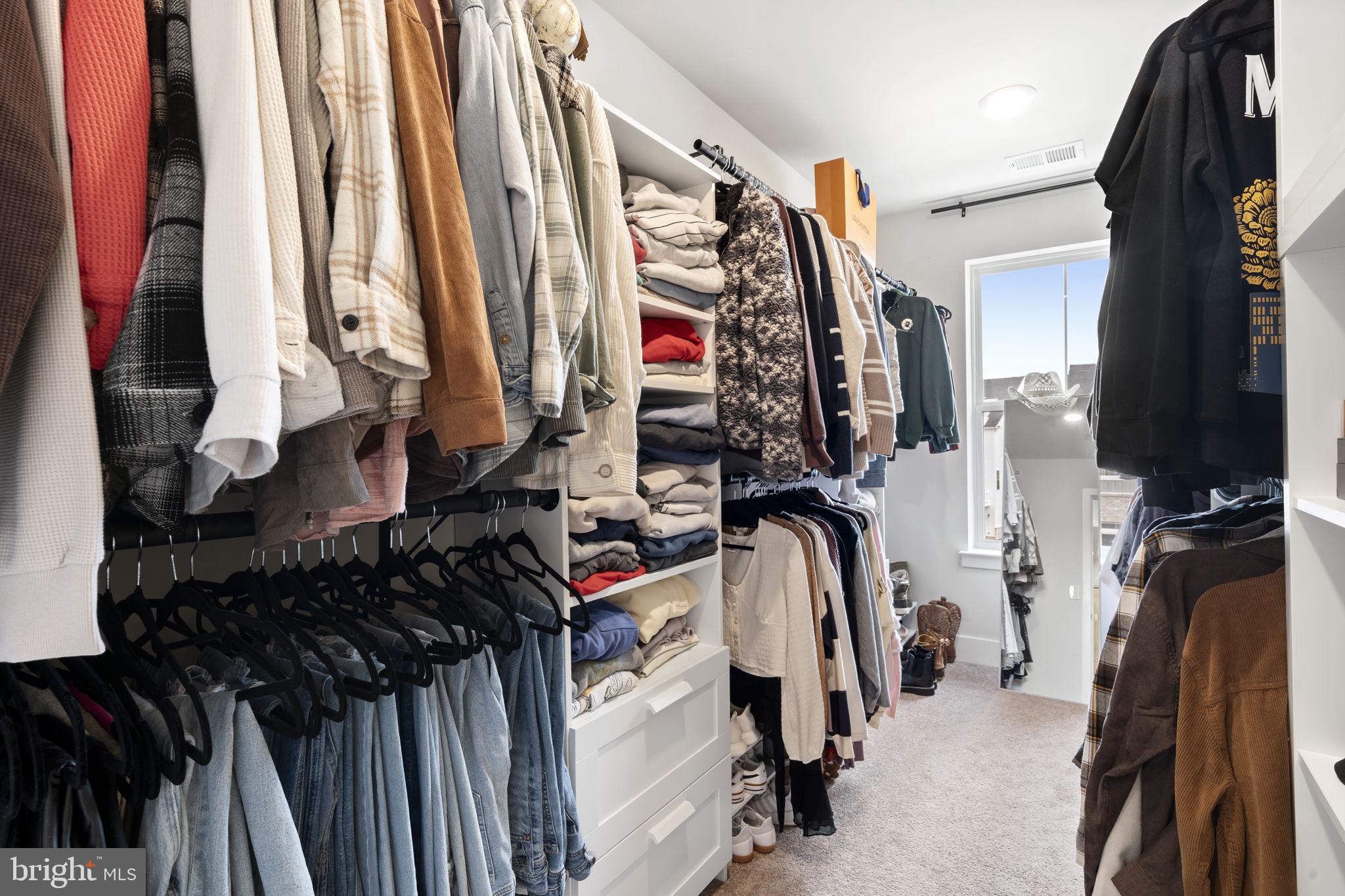 STEELPOINTE - Residential