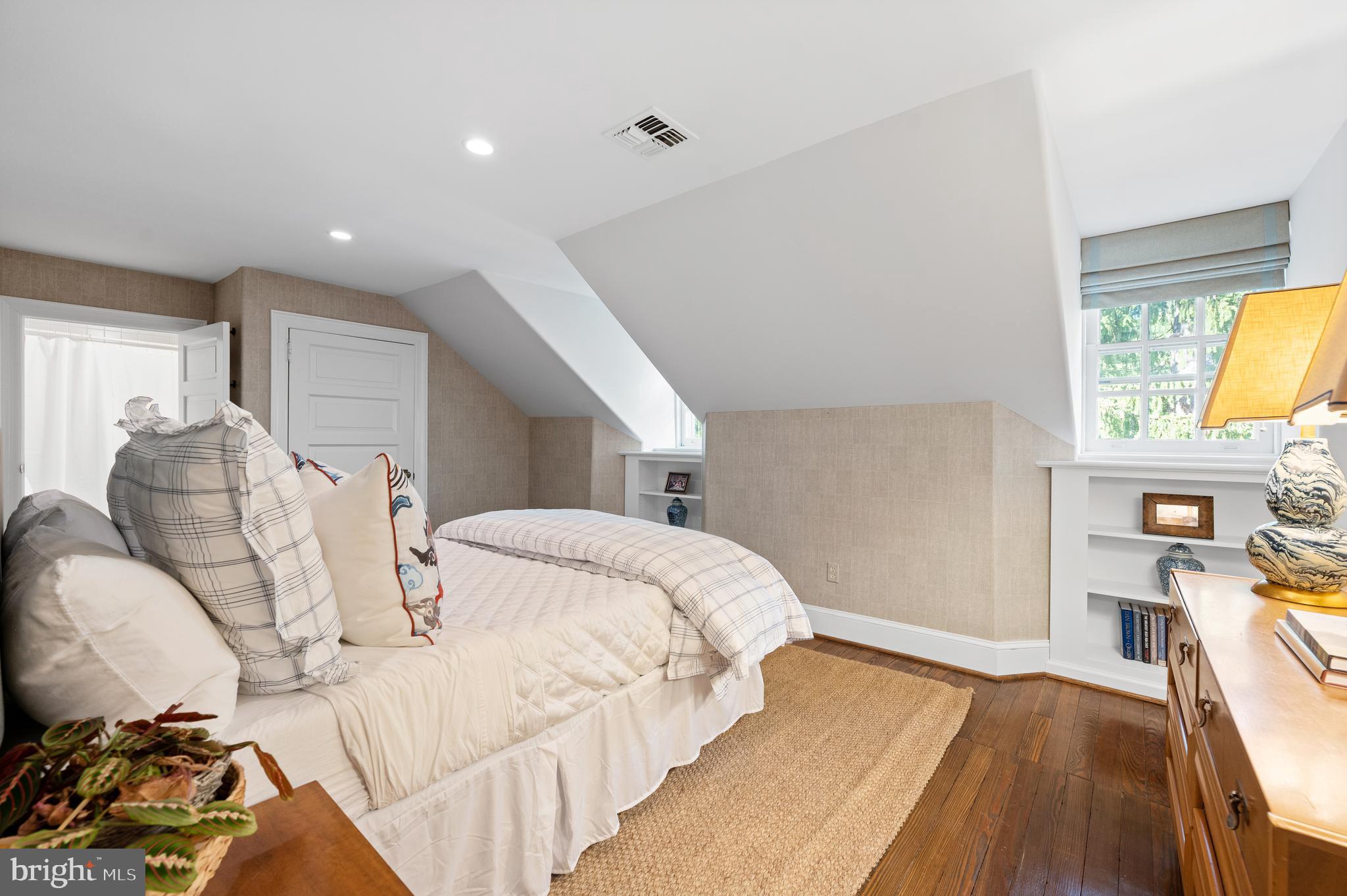 WEST WAYNE - Residential