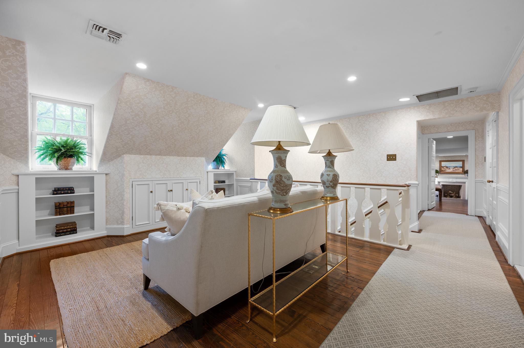 WEST WAYNE - Residential