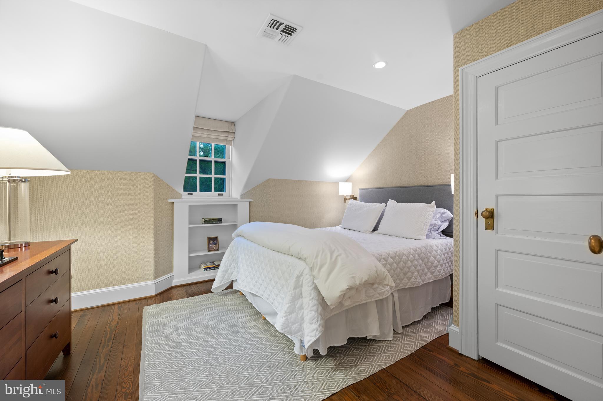 WEST WAYNE - Residential