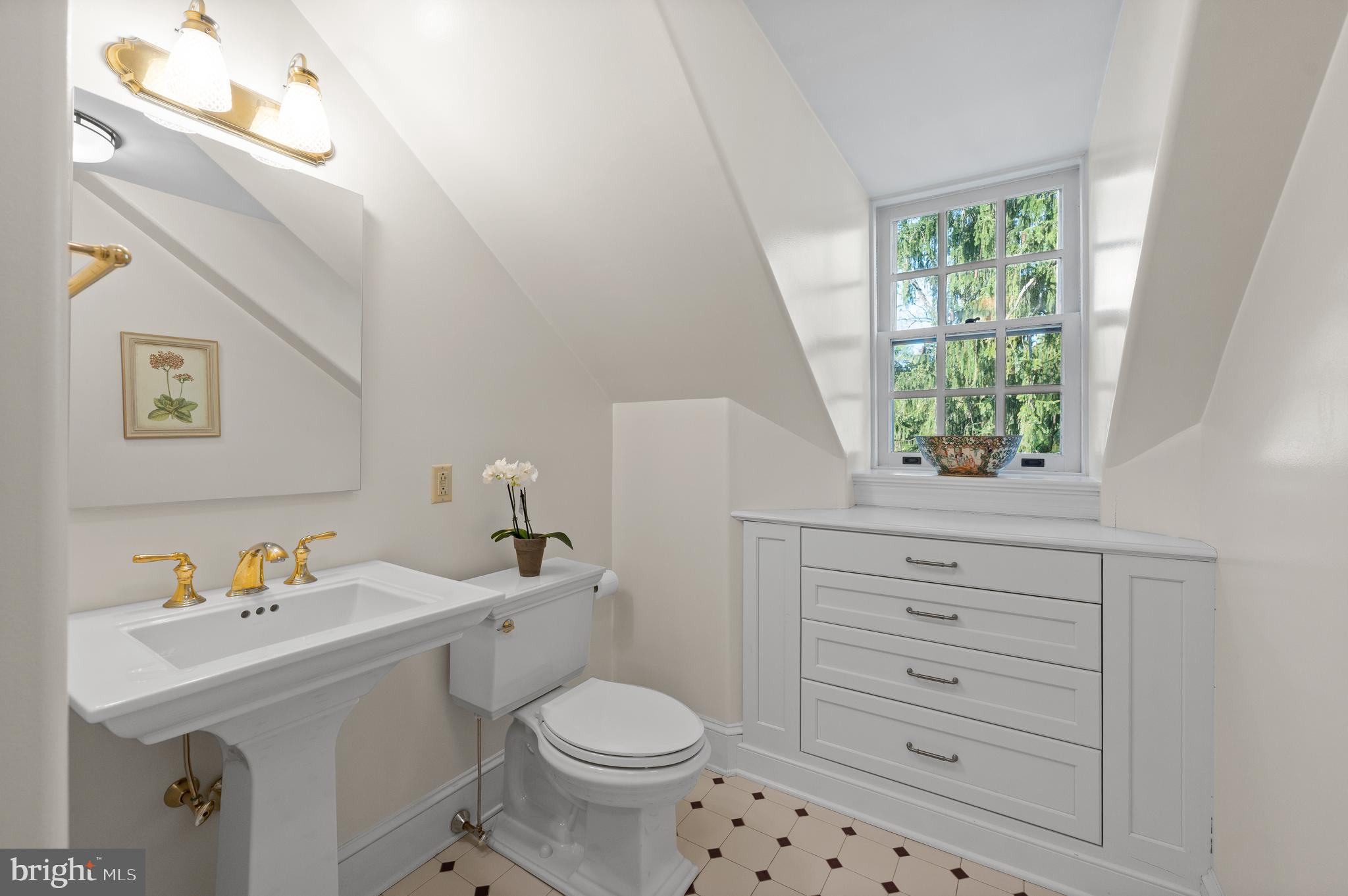 WEST WAYNE - Residential