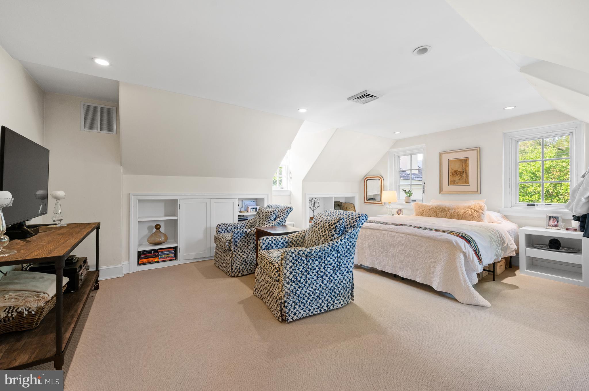 WEST WAYNE - Residential