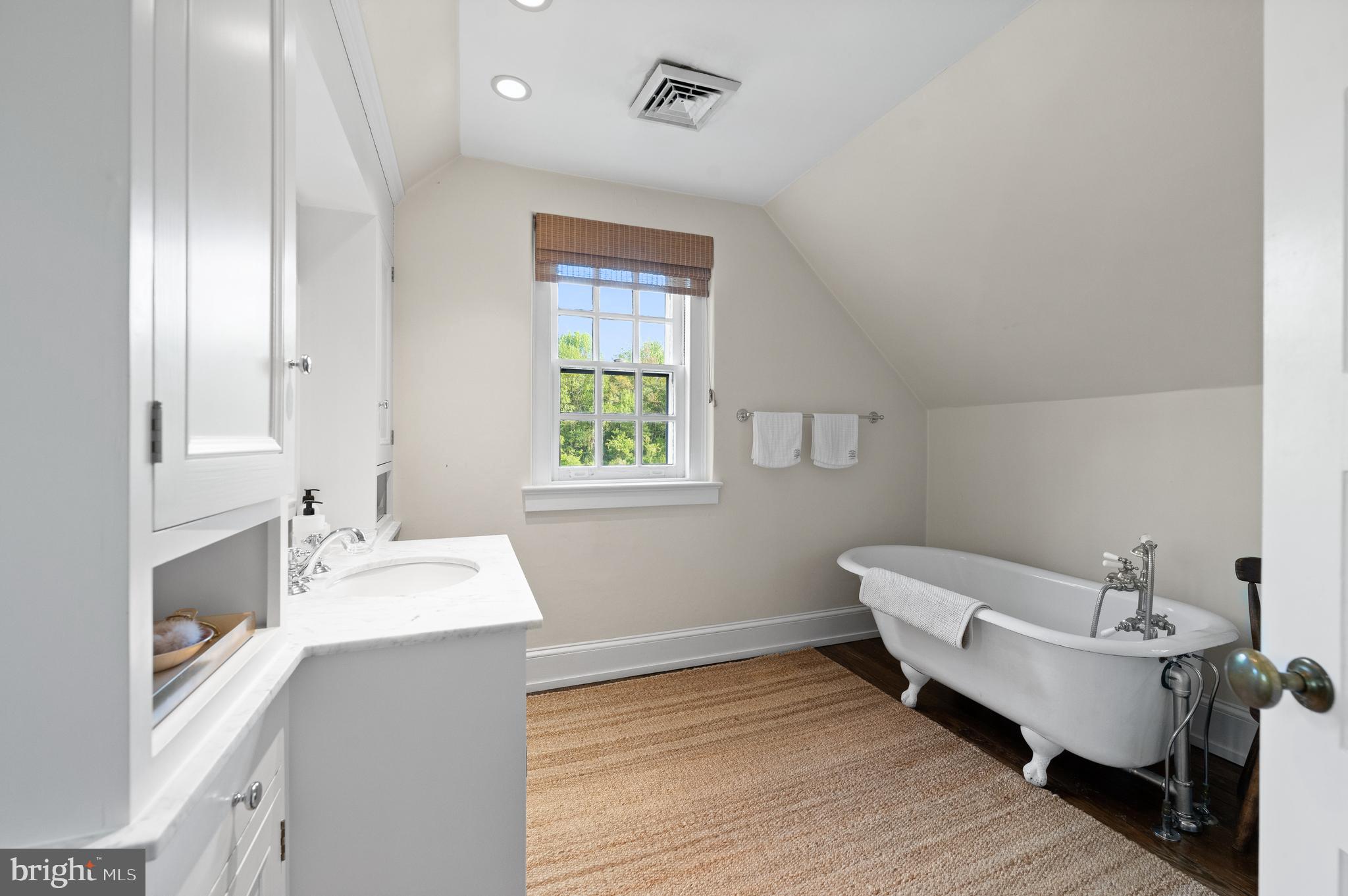 WEST WAYNE - Residential