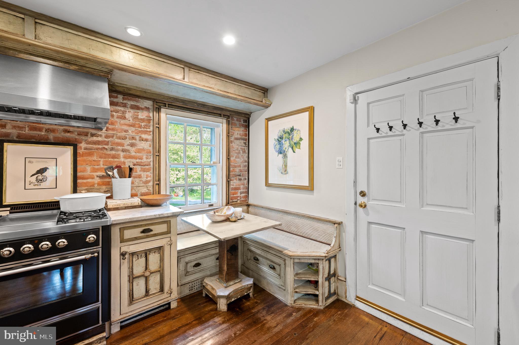 WEST WAYNE - Residential