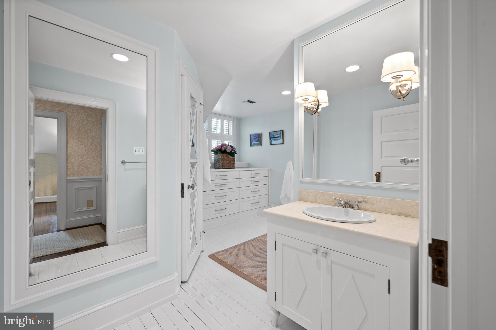 WEST WAYNE - Residential