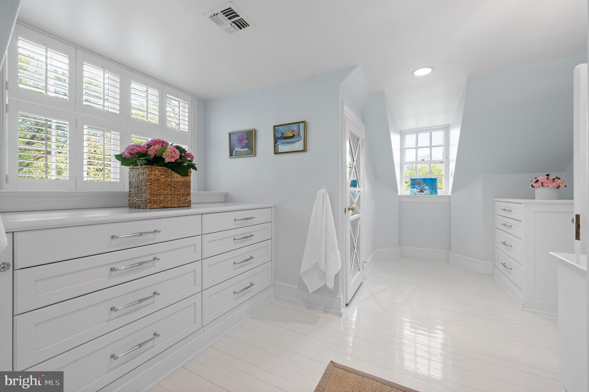 WEST WAYNE - Residential