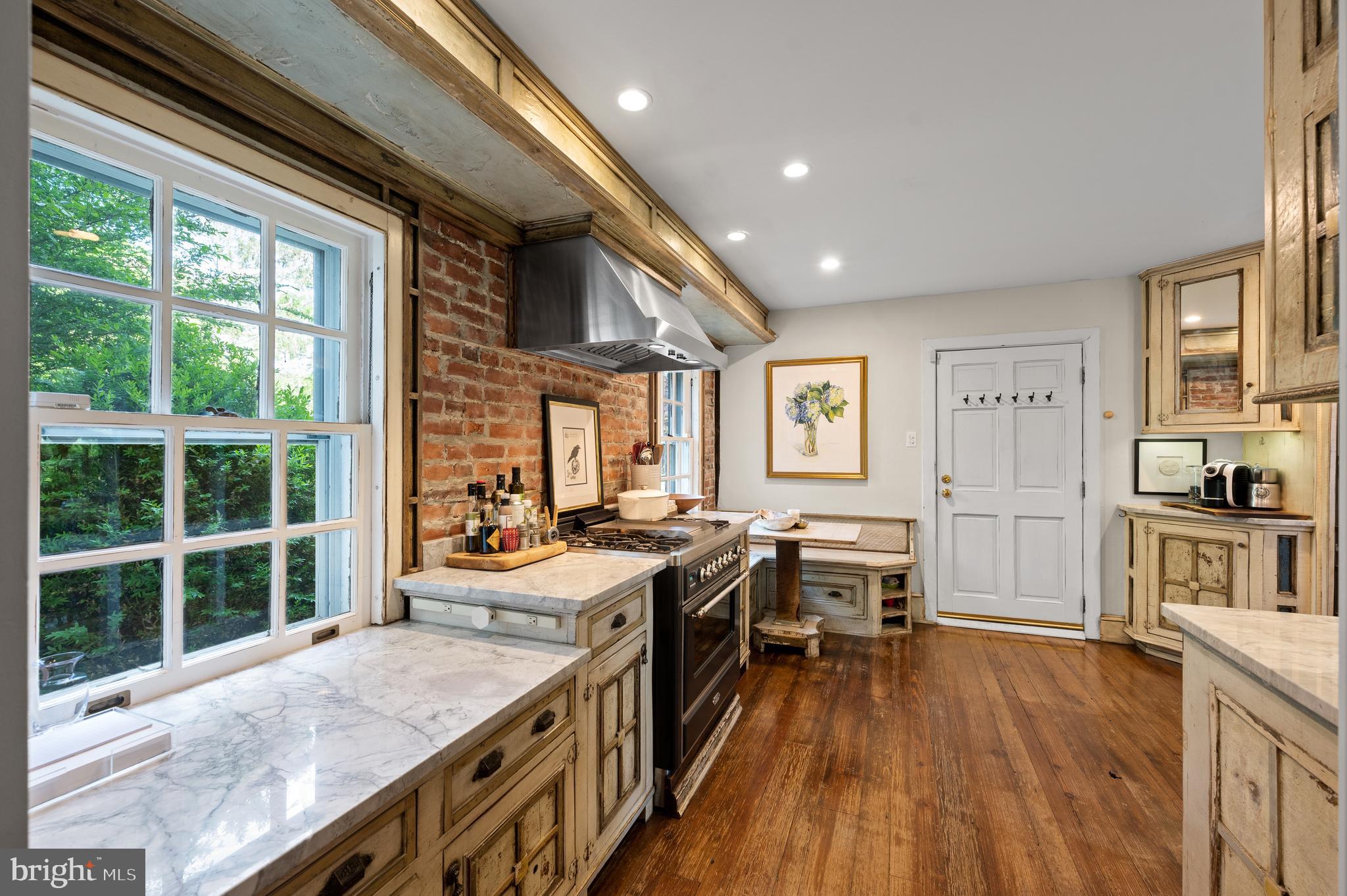 WEST WAYNE - Residential