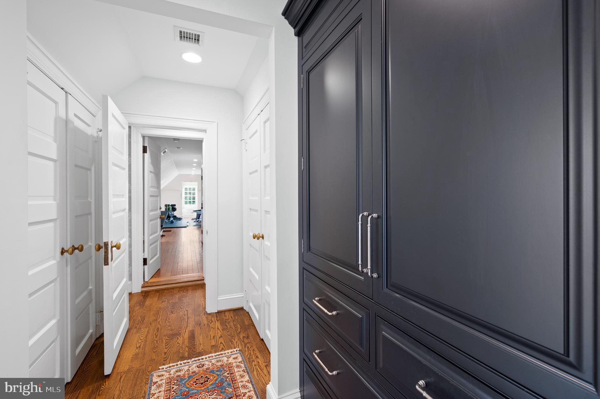 WEST WAYNE - Residential