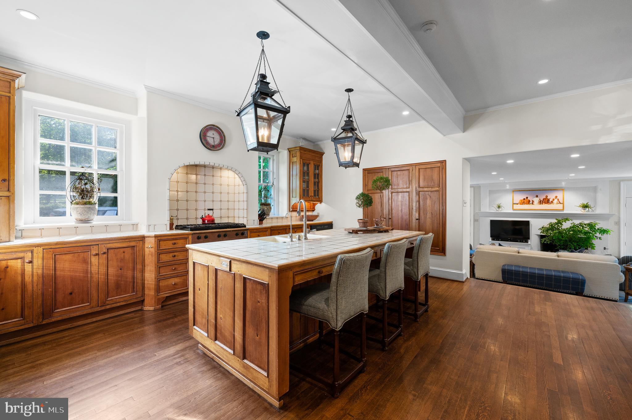 WEST WAYNE - Residential