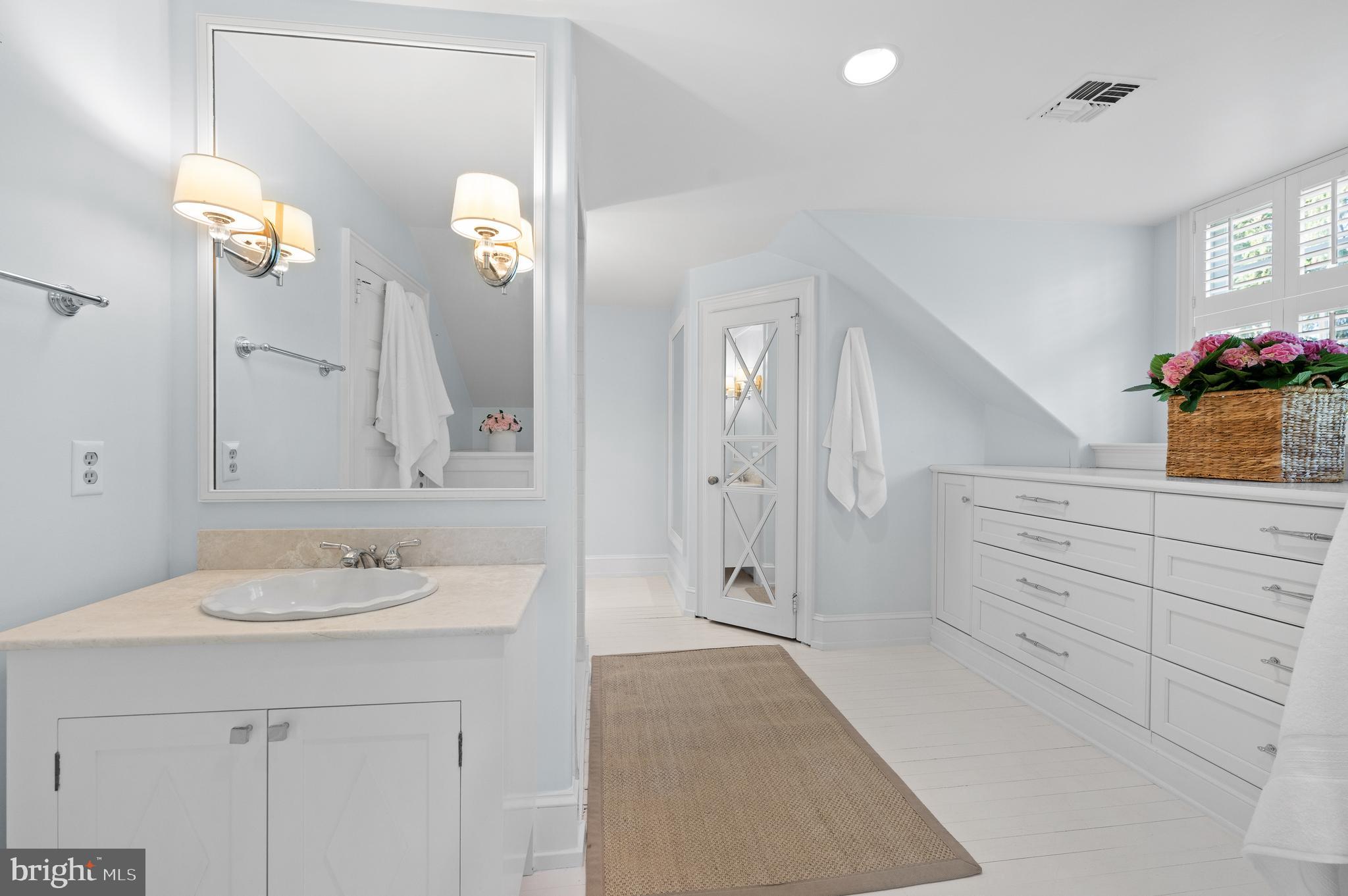 WEST WAYNE - Residential