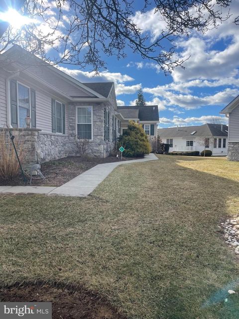 406 HUNTING CARD LANE GLEN MILLS PA 19342