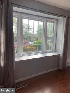 WHISKEY BOTTOM - Residential
