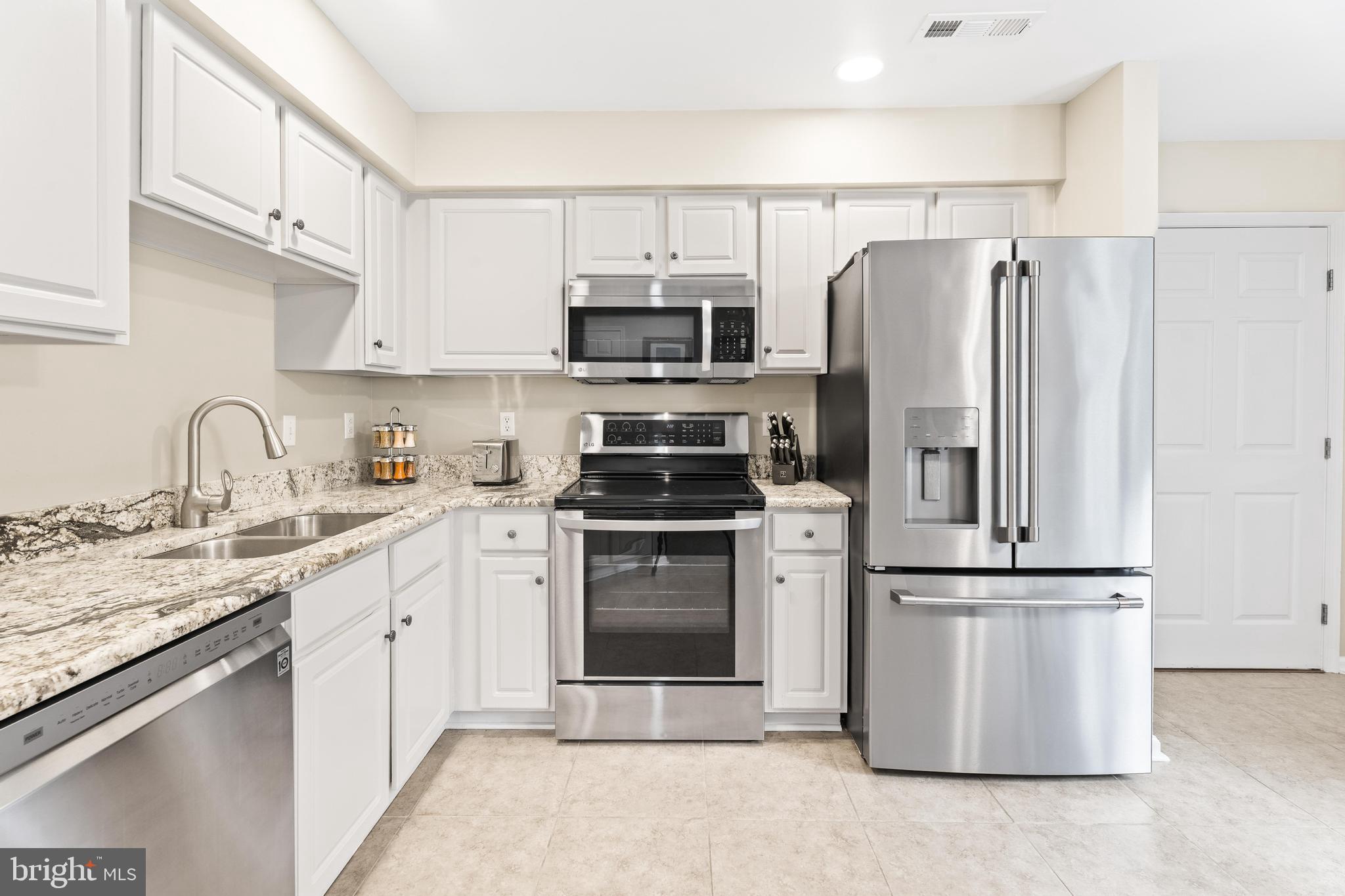 RIVER RUN - Residential