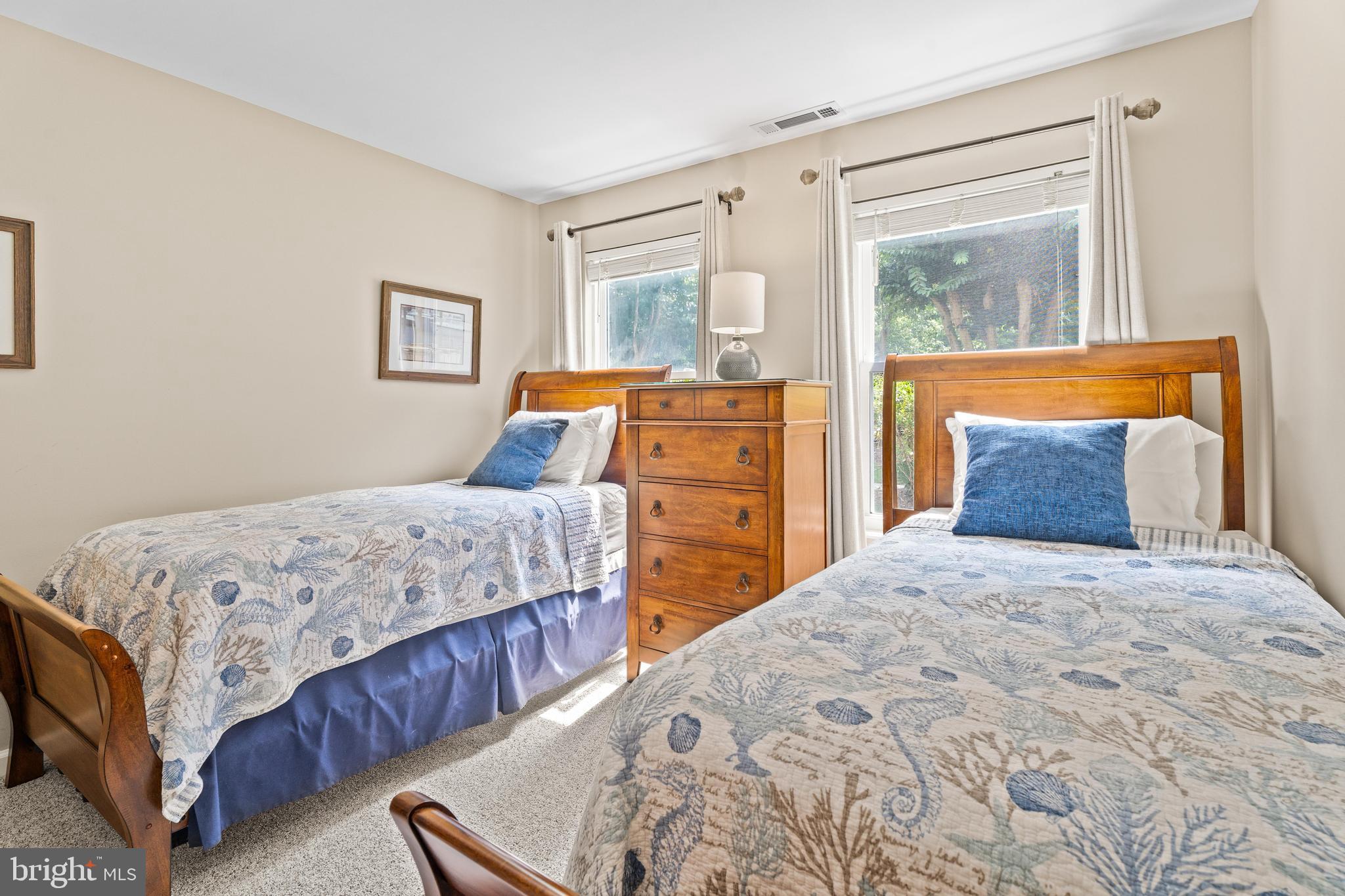 RIVER RUN - Residential