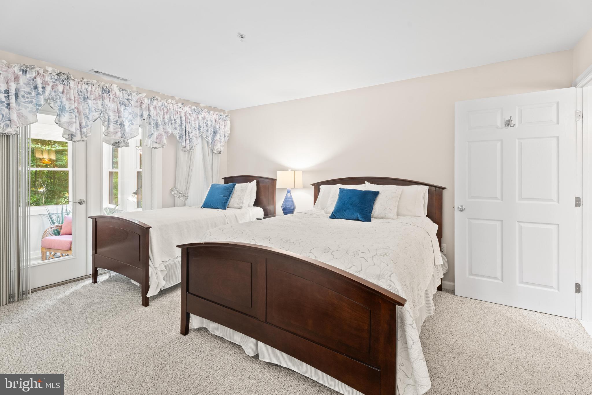 RIVER RUN - Residential