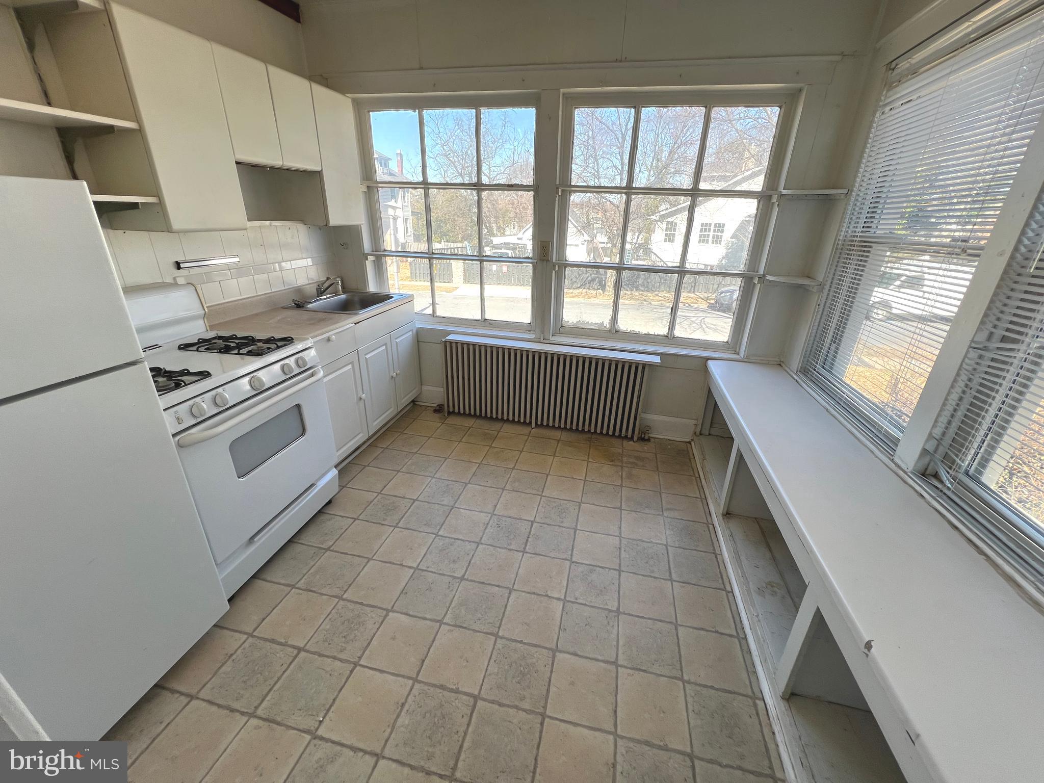 HAMILTON HEIGHTS - Residential