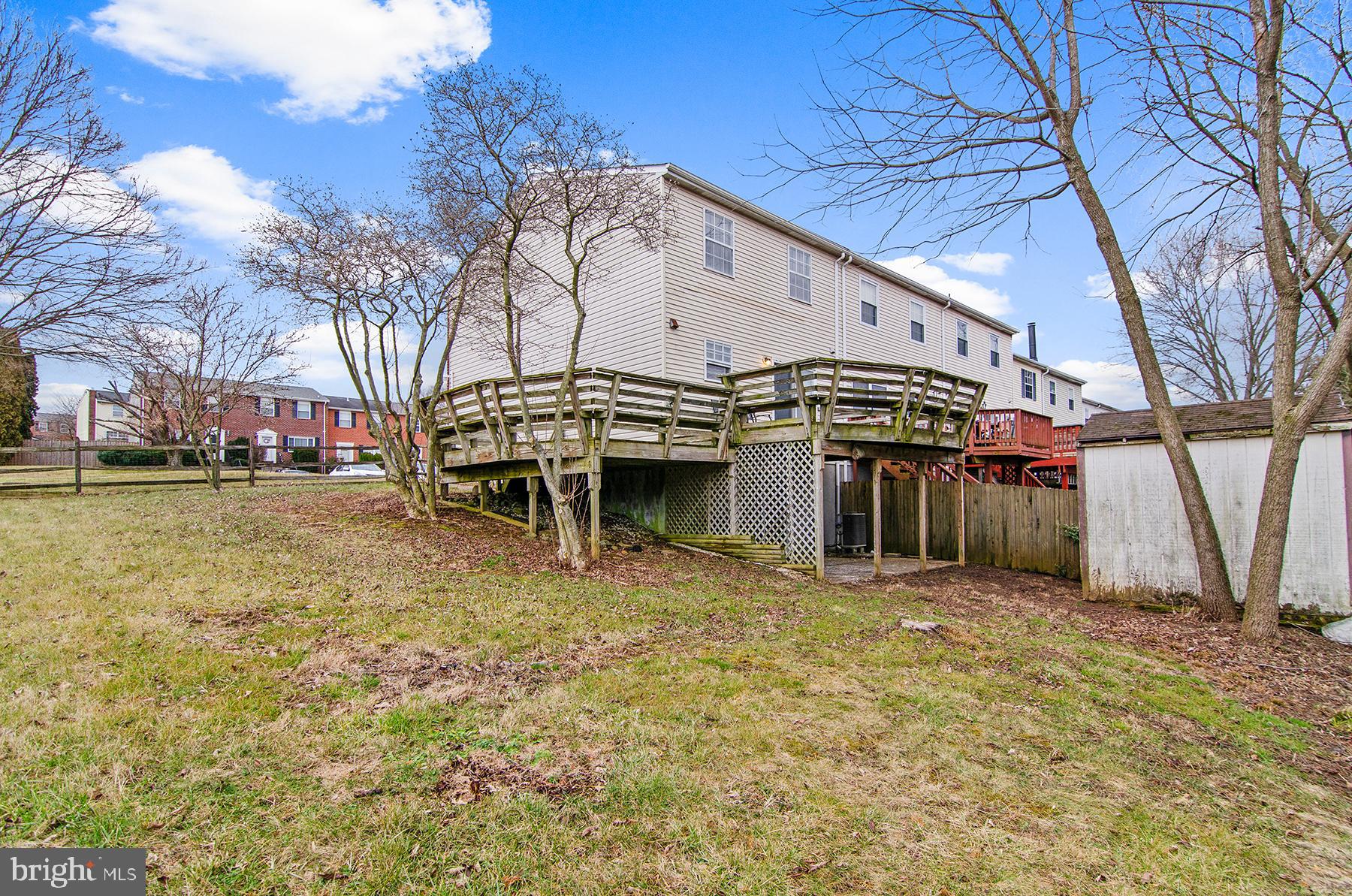 OAKHURST - Residential