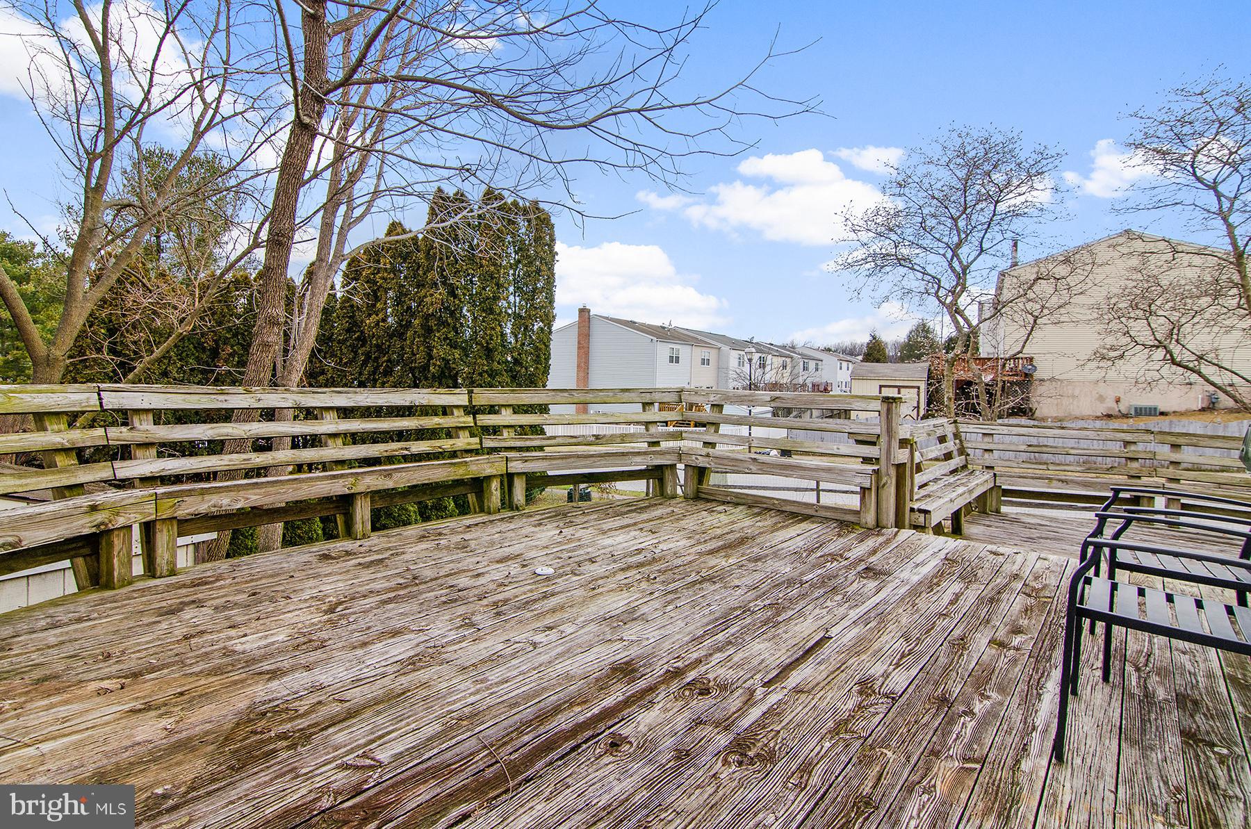 OAKHURST - Residential