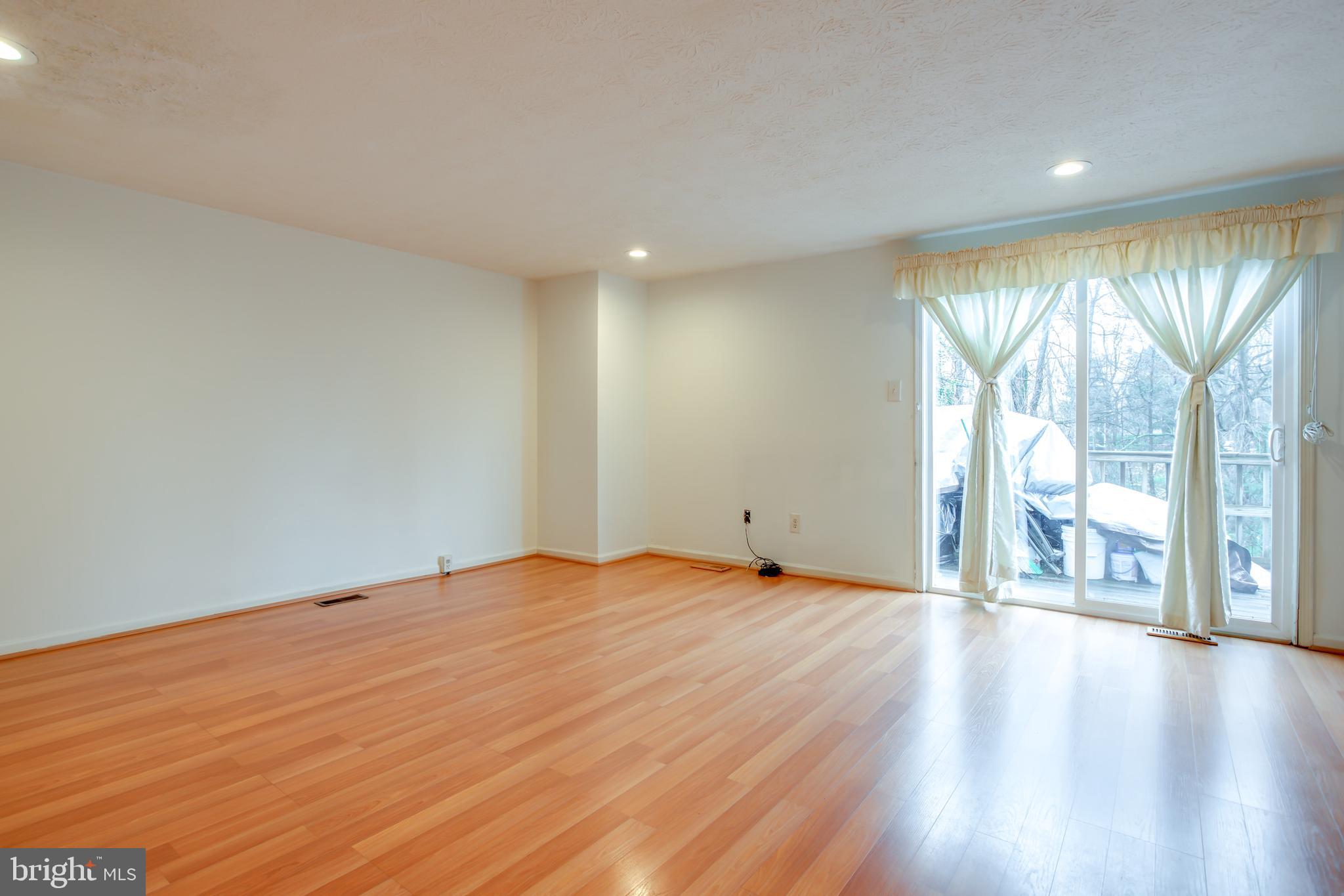 STONE CROSSING - Residential Lease