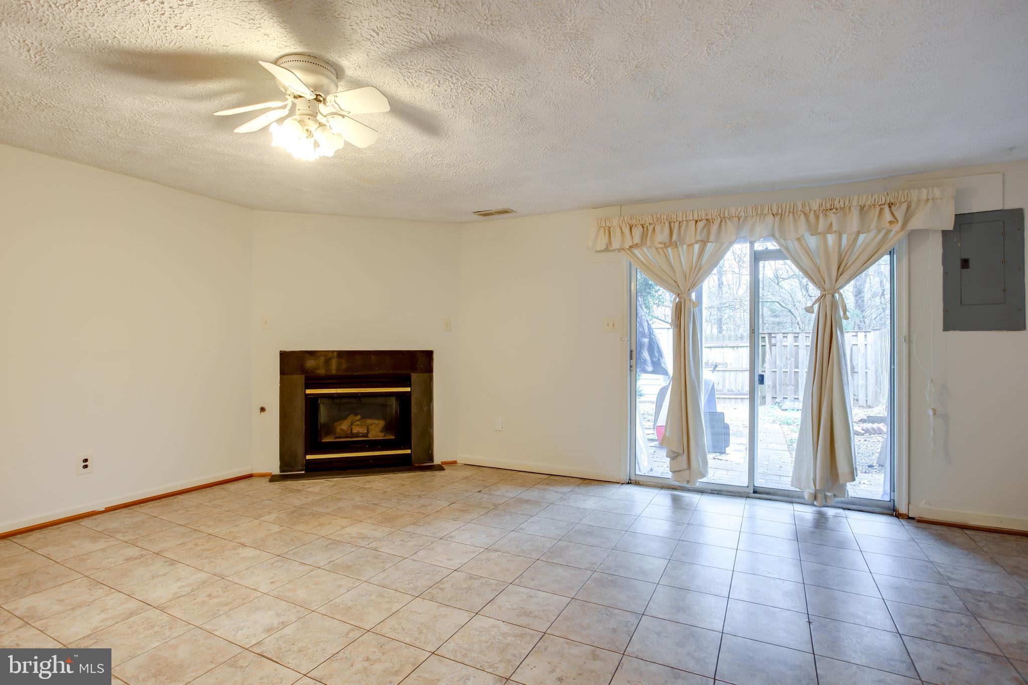 STONE CROSSING - Residential Lease