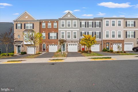 8678 UNDERHILL LANE MANASSAS VA 20112