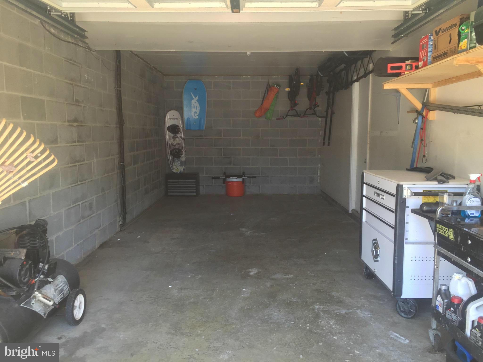 CREEKVIEW - Residential