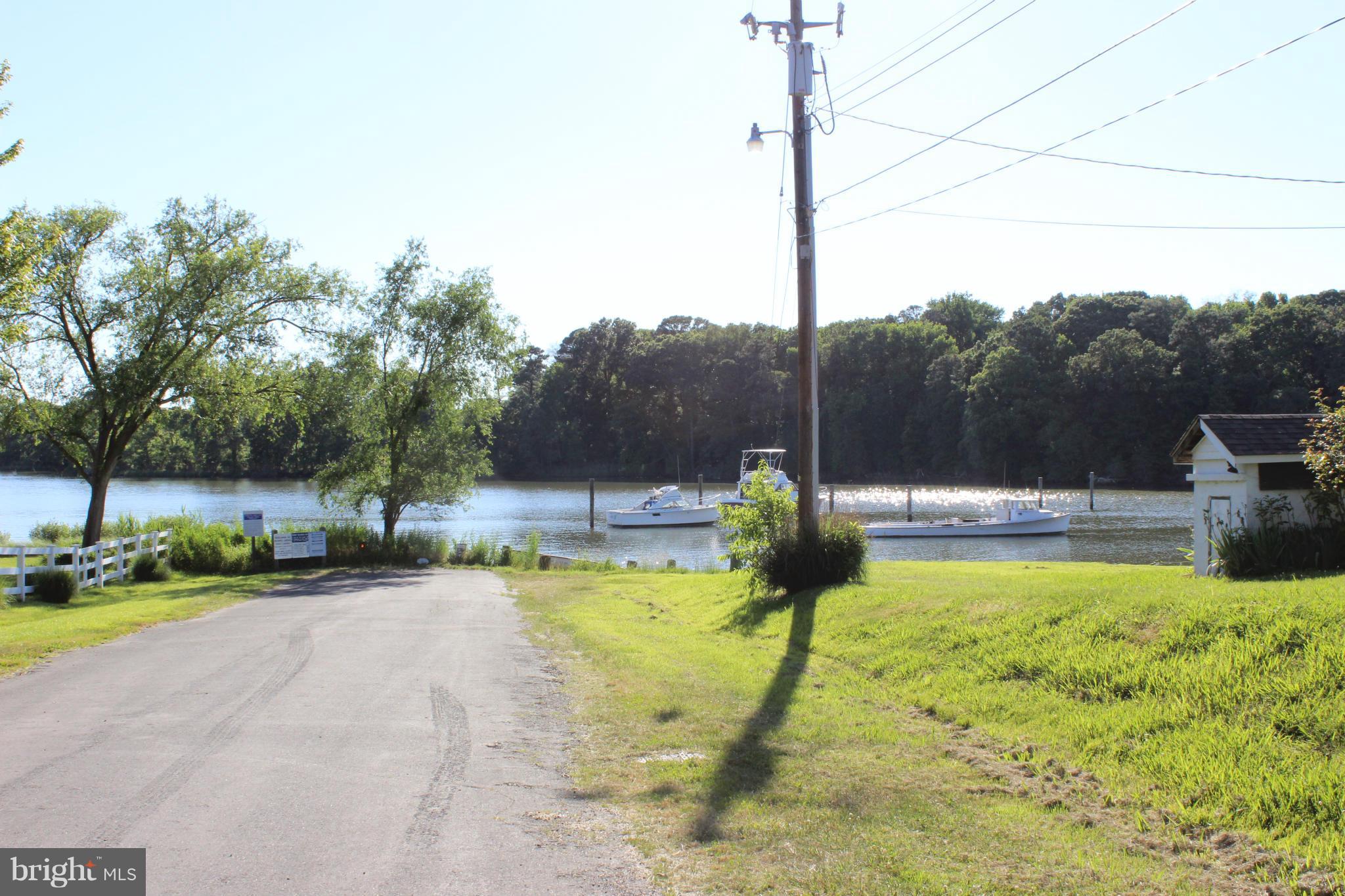 CREEKVIEW - Residential