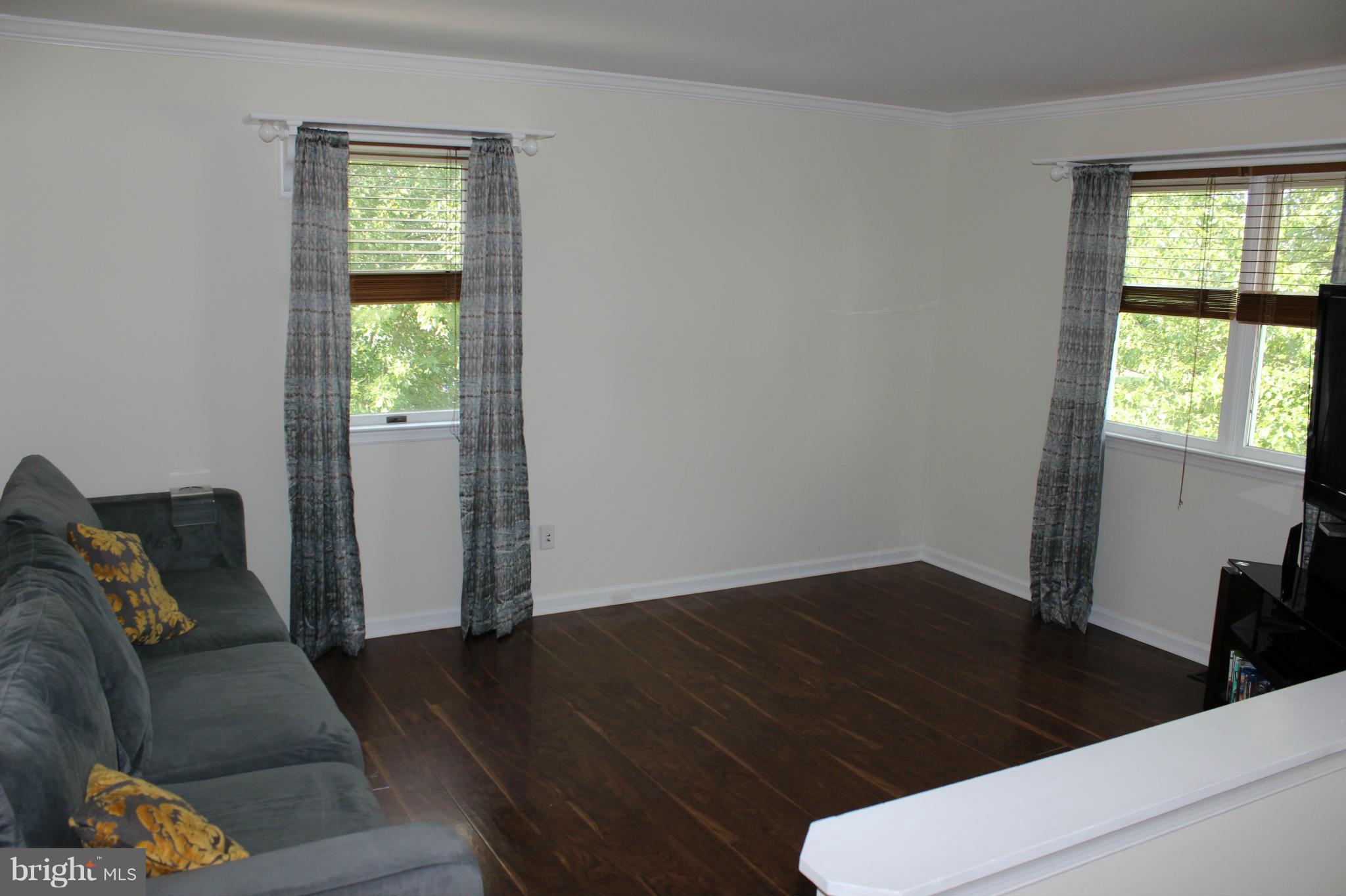 CREEKVIEW - Residential