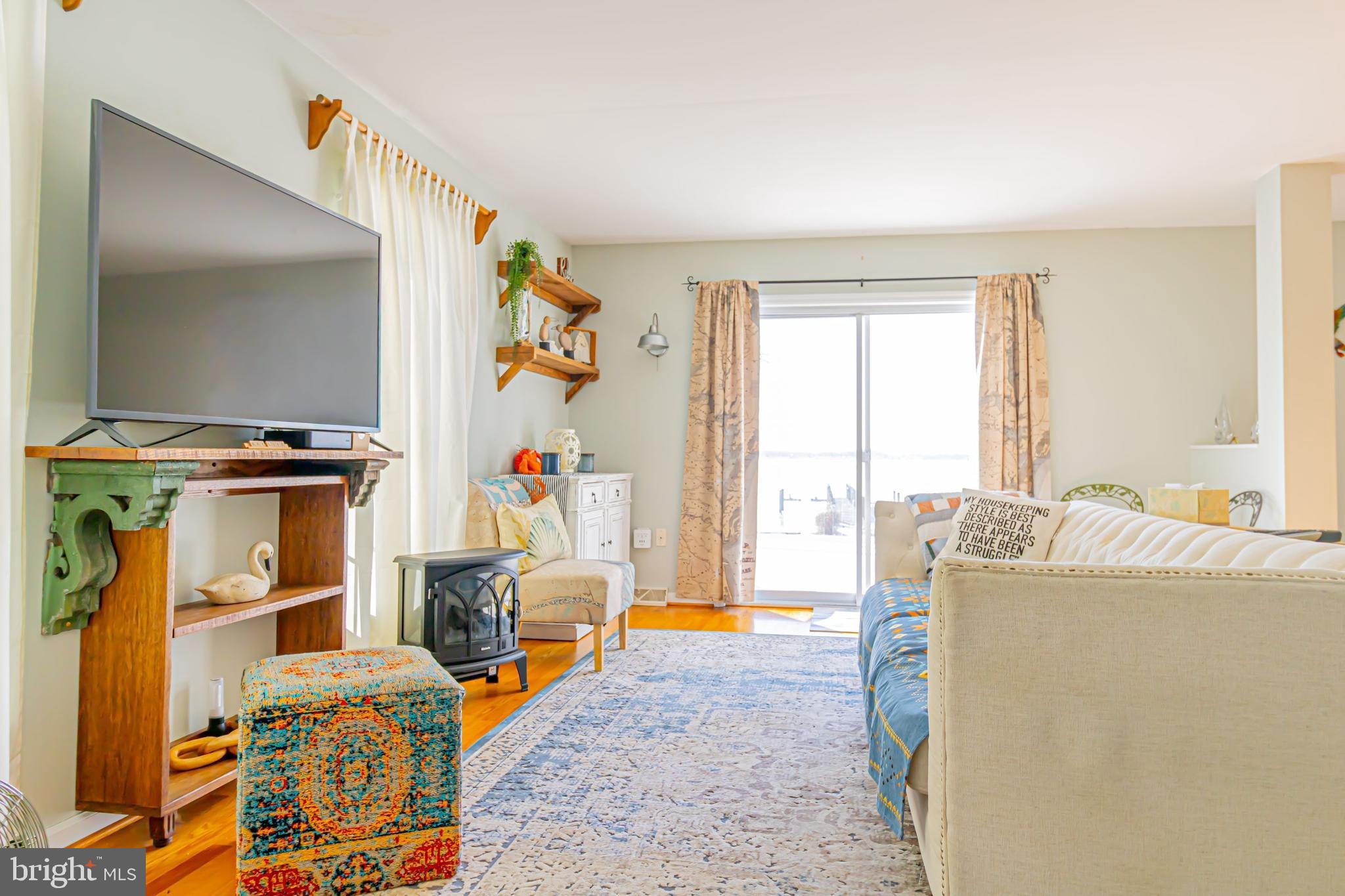 BOWLEYS QUARTERS - Residential