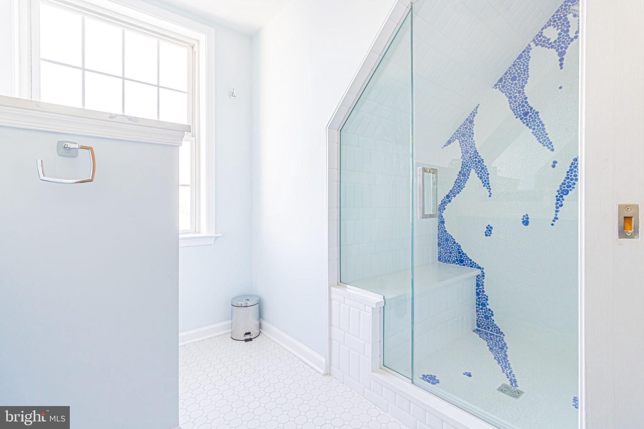 BOWLEYS QUARTERS - Residential