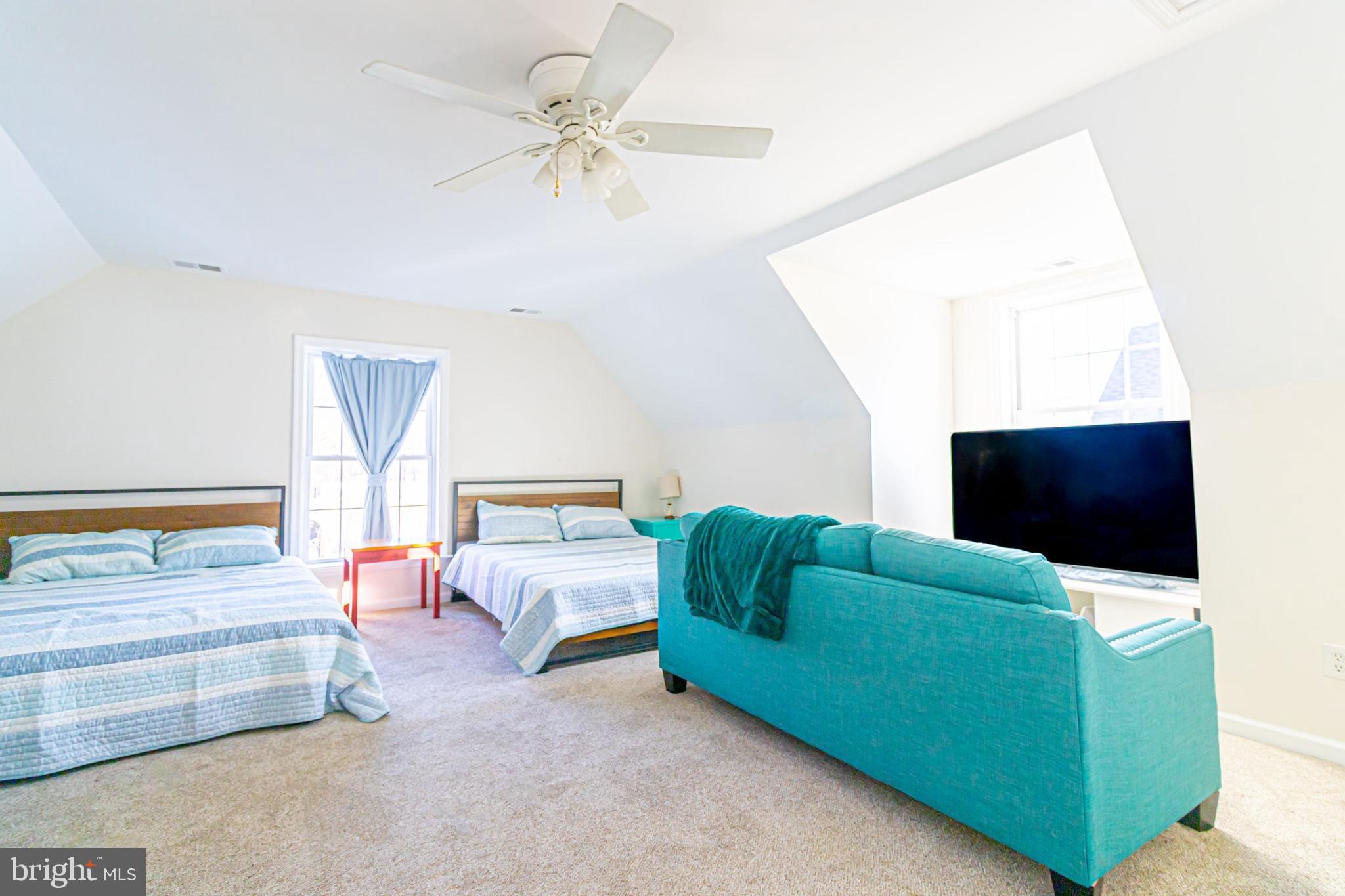 BOWLEYS QUARTERS - Residential