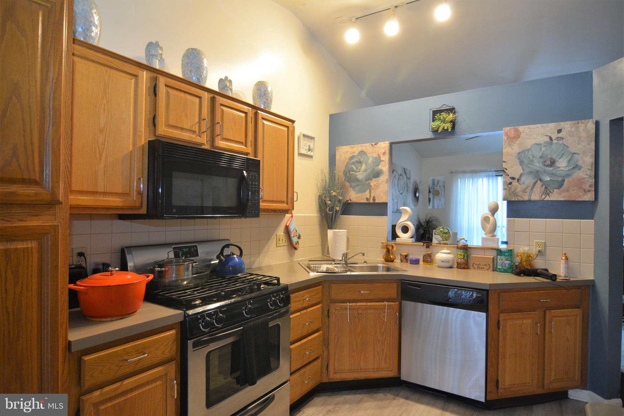 MARBROOKE - Residential