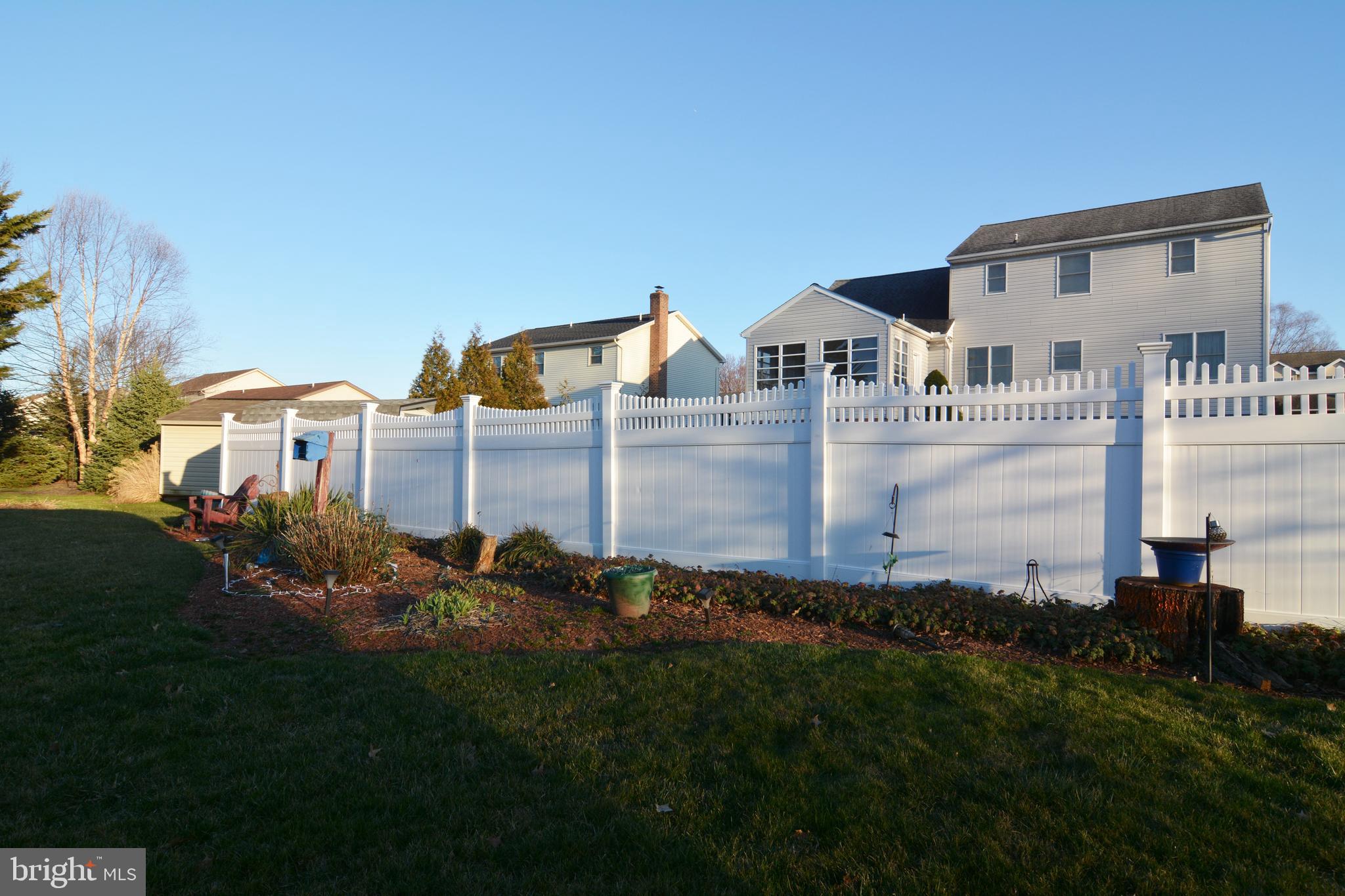 MARBROOKE - Residential