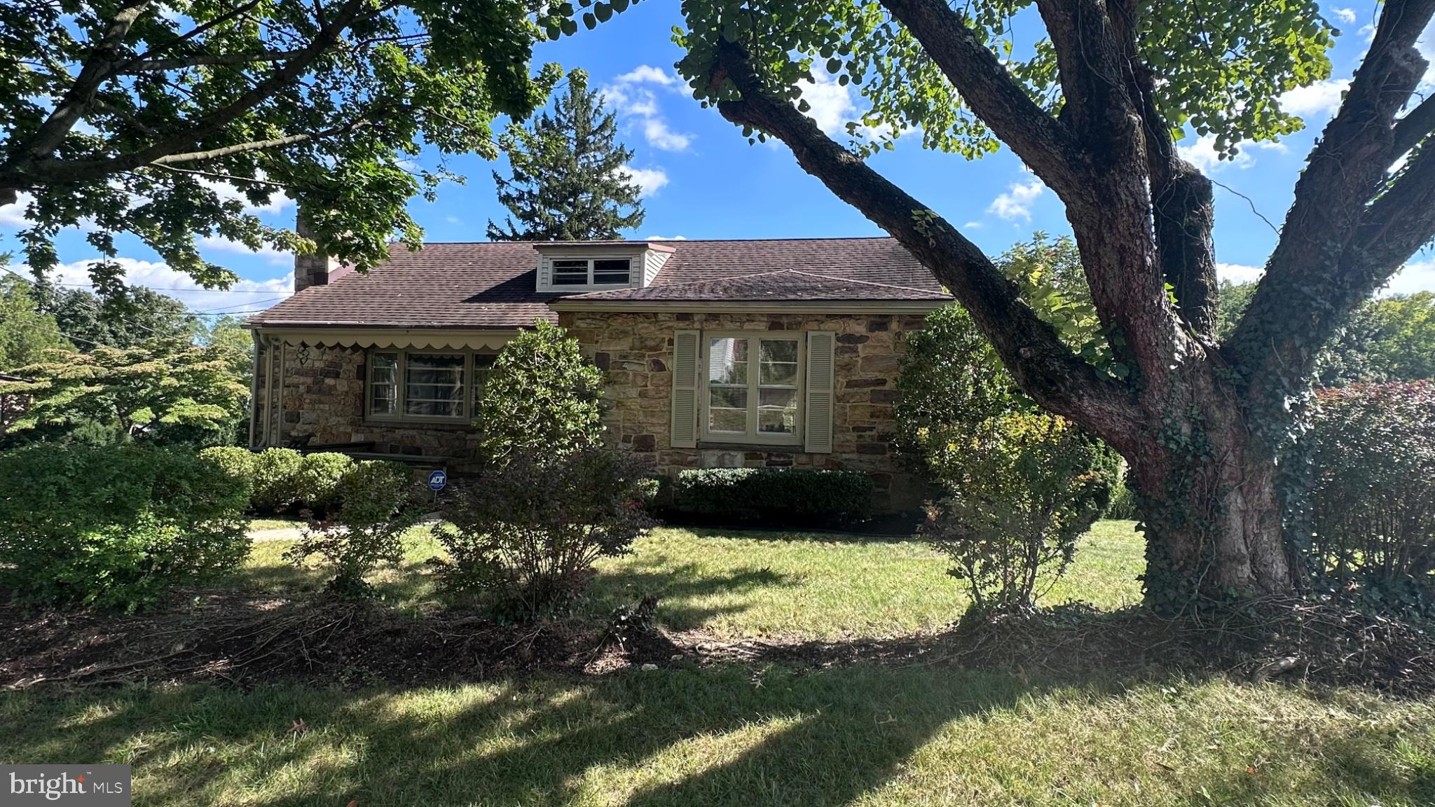 107 VALLEY ROAD