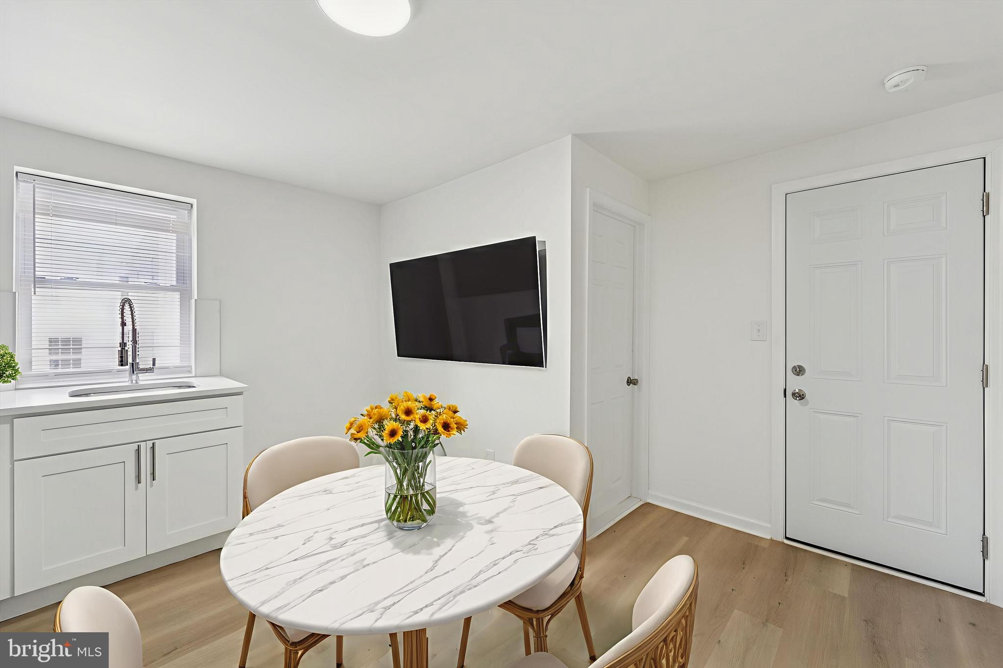 NORTH CENTRAL - Residential Lease