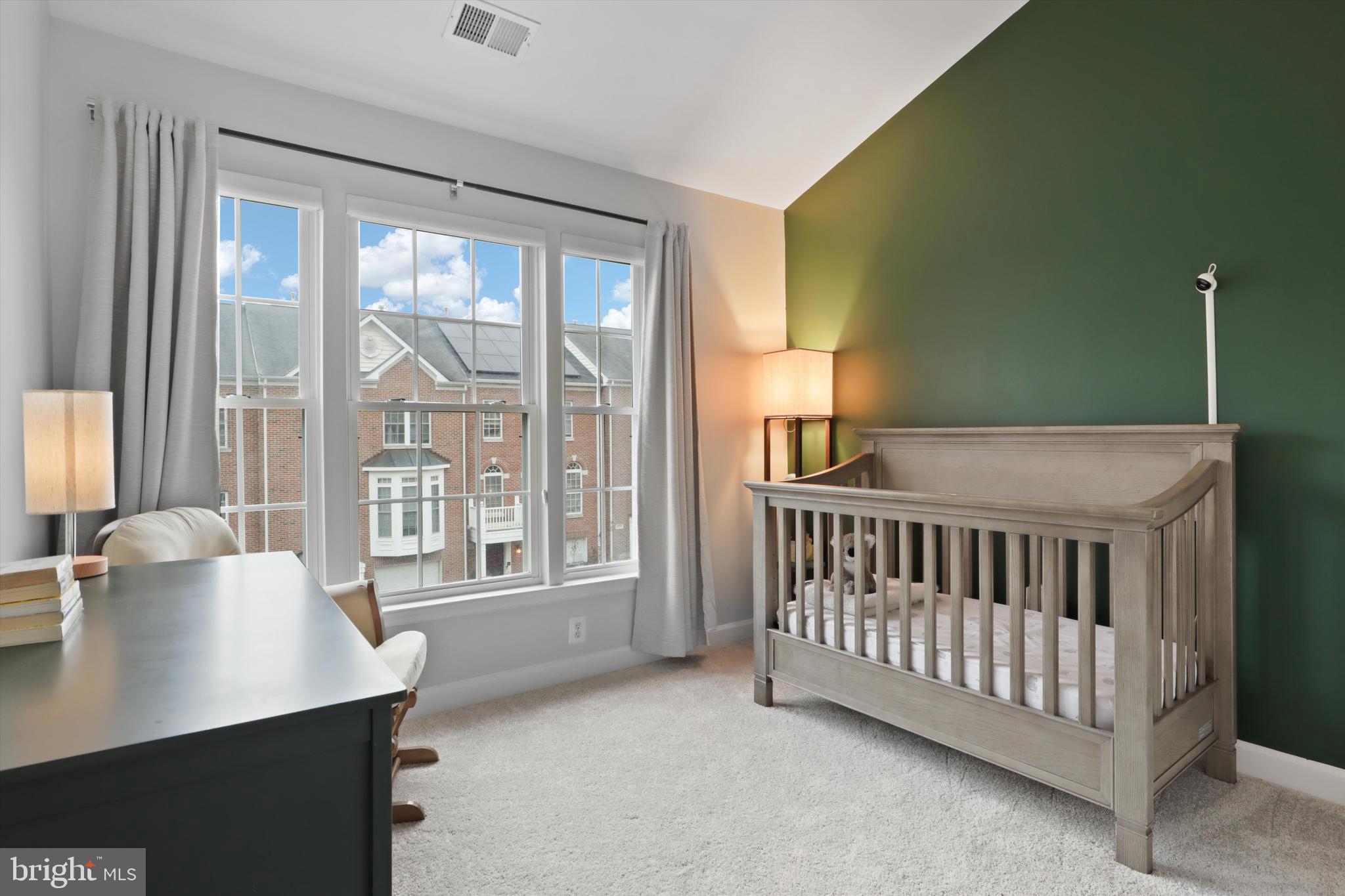 FAIRFAX CENTER LANDBAY - Residential