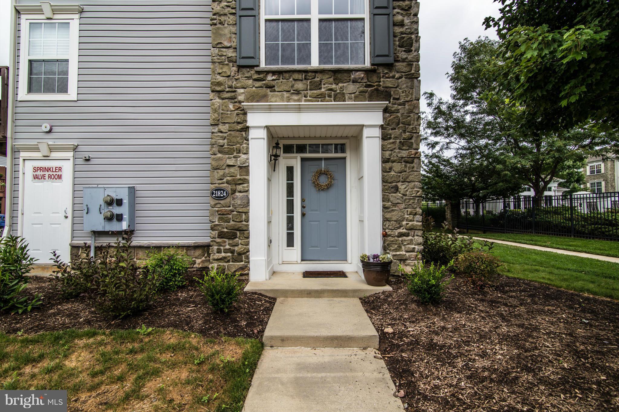 PARKSIDE AT ASHBURN - Residential