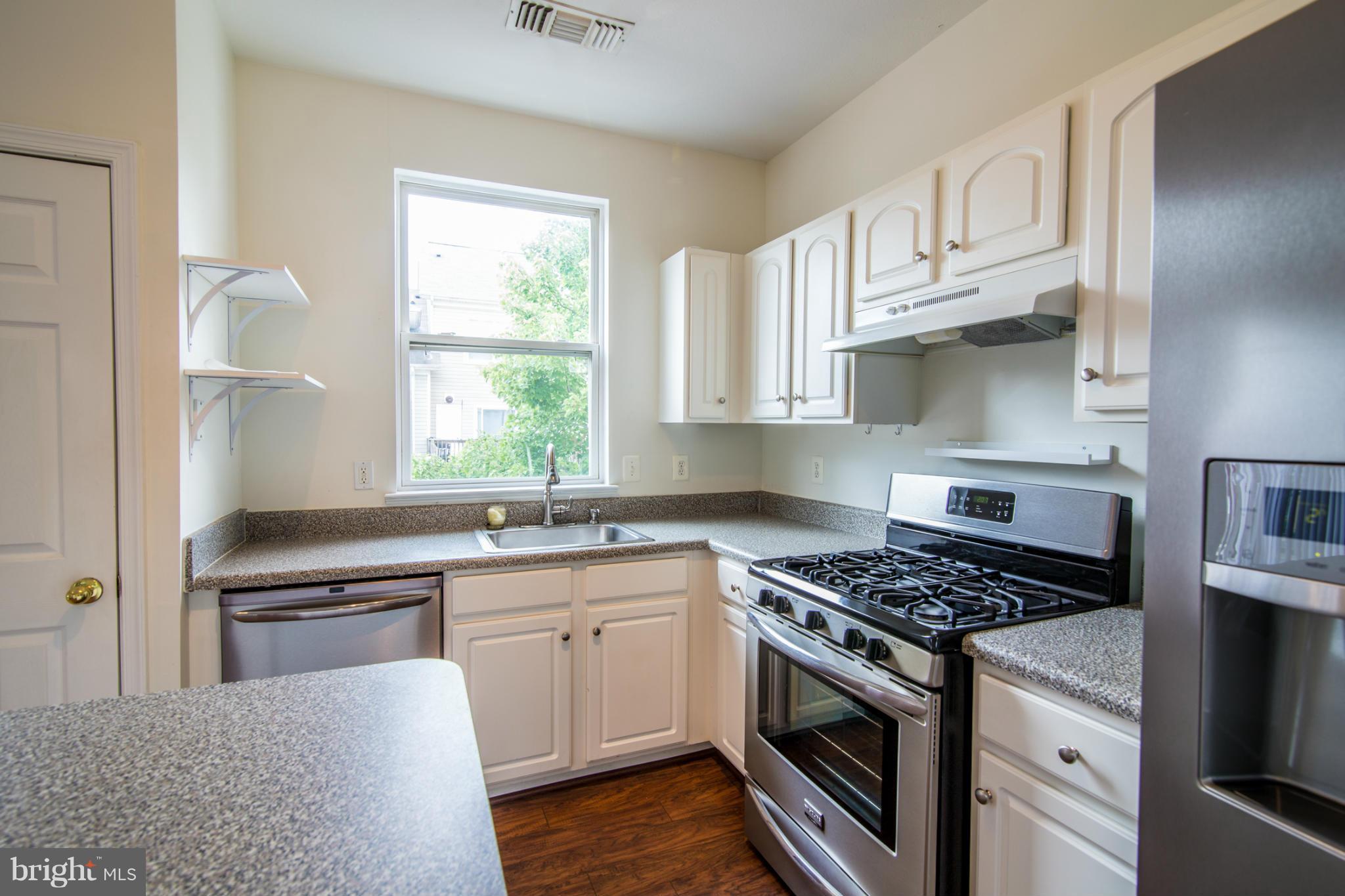 PARKSIDE AT ASHBURN - Residential