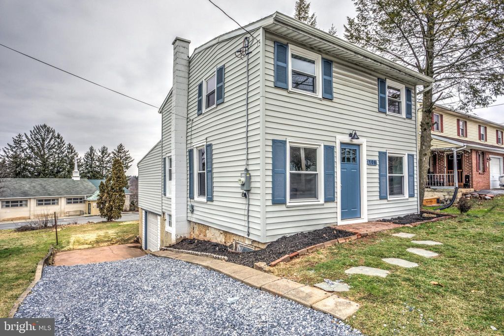 Photo of 108 N Reamstown Road, Stevens, PA 17578 (MLS # PALA2046384)