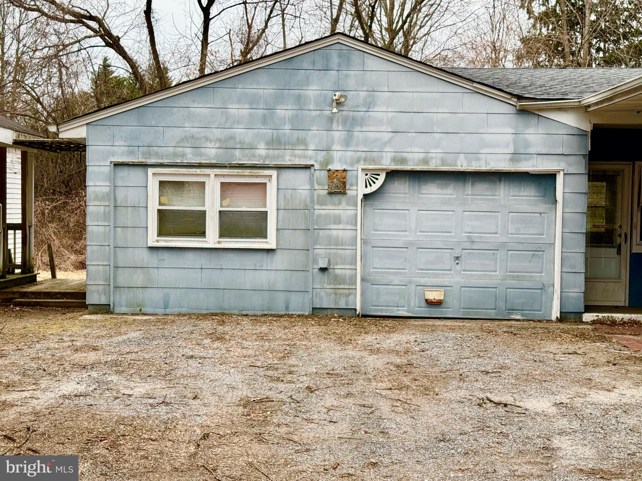 EVERGREEN ACRES (8) - Residential