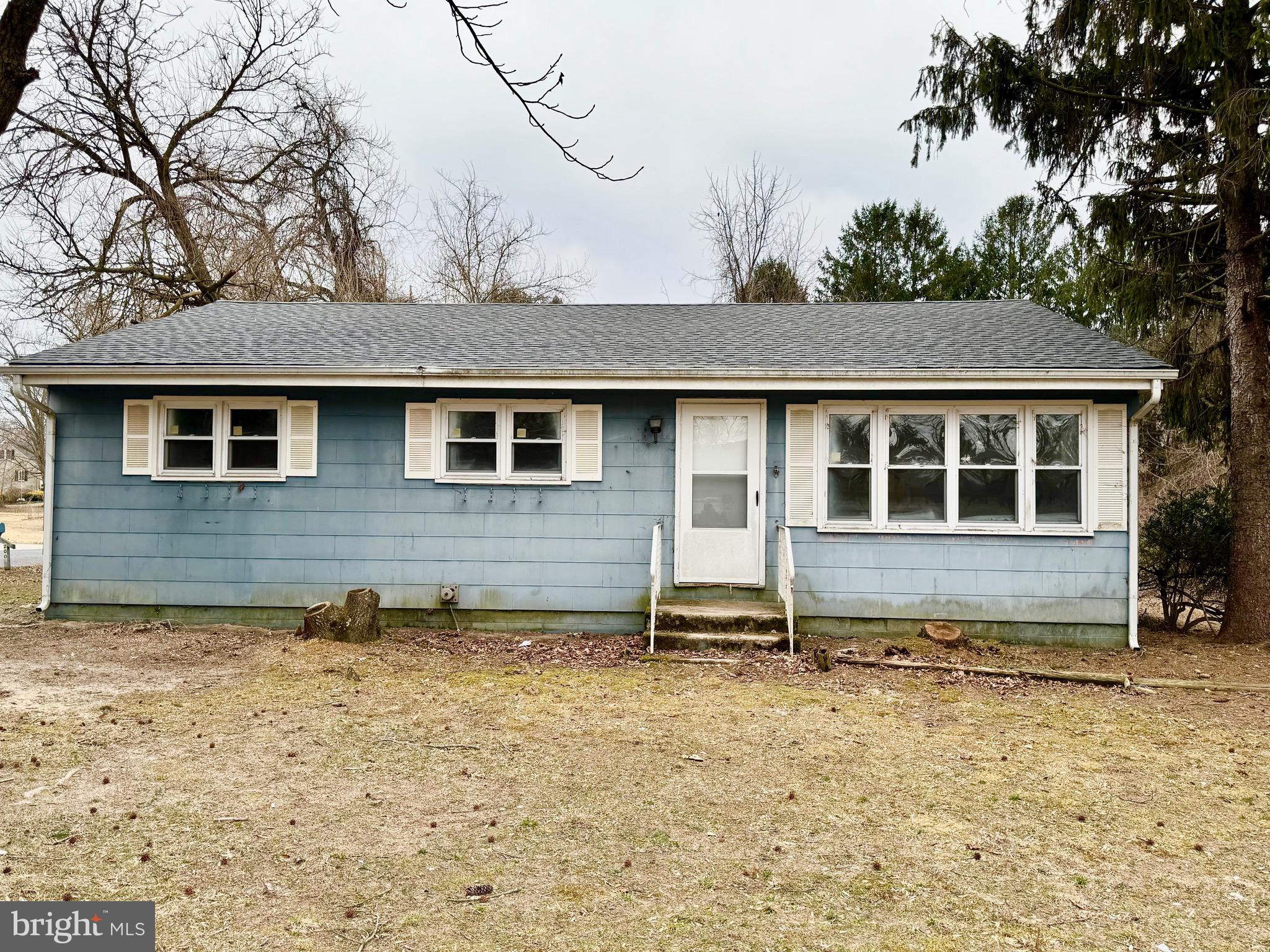 EVERGREEN ACRES (8) - Residential