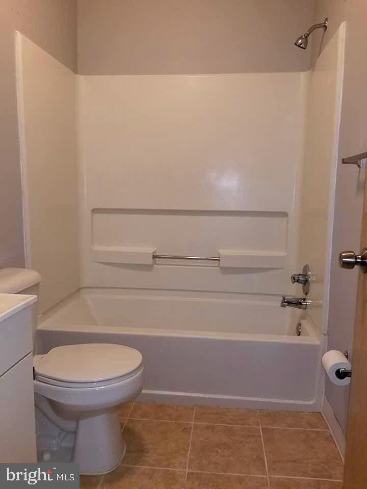 PHILADELPHIA (NORTH) - Residential Lease