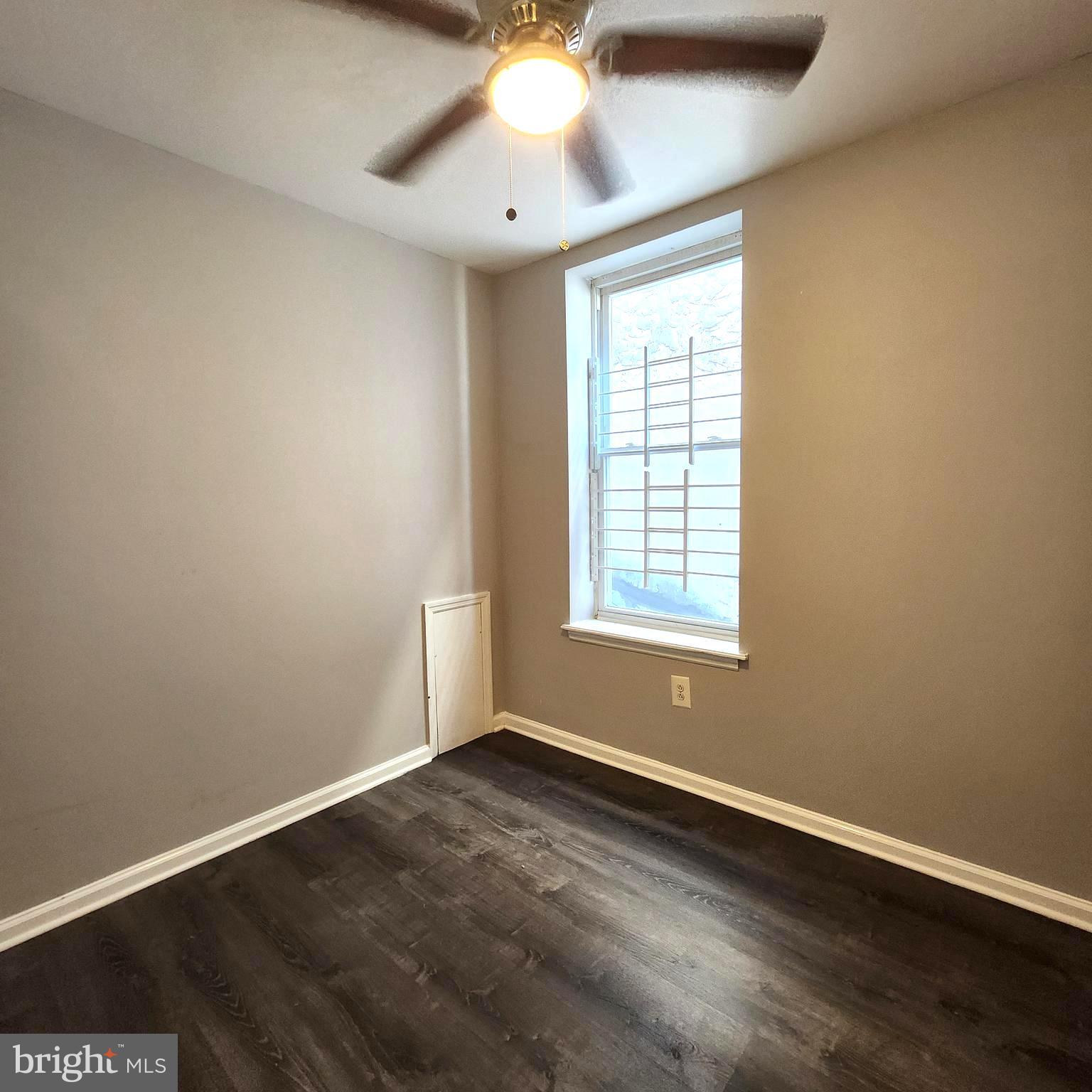 PHILADELPHIA (NORTH) - Residential Lease