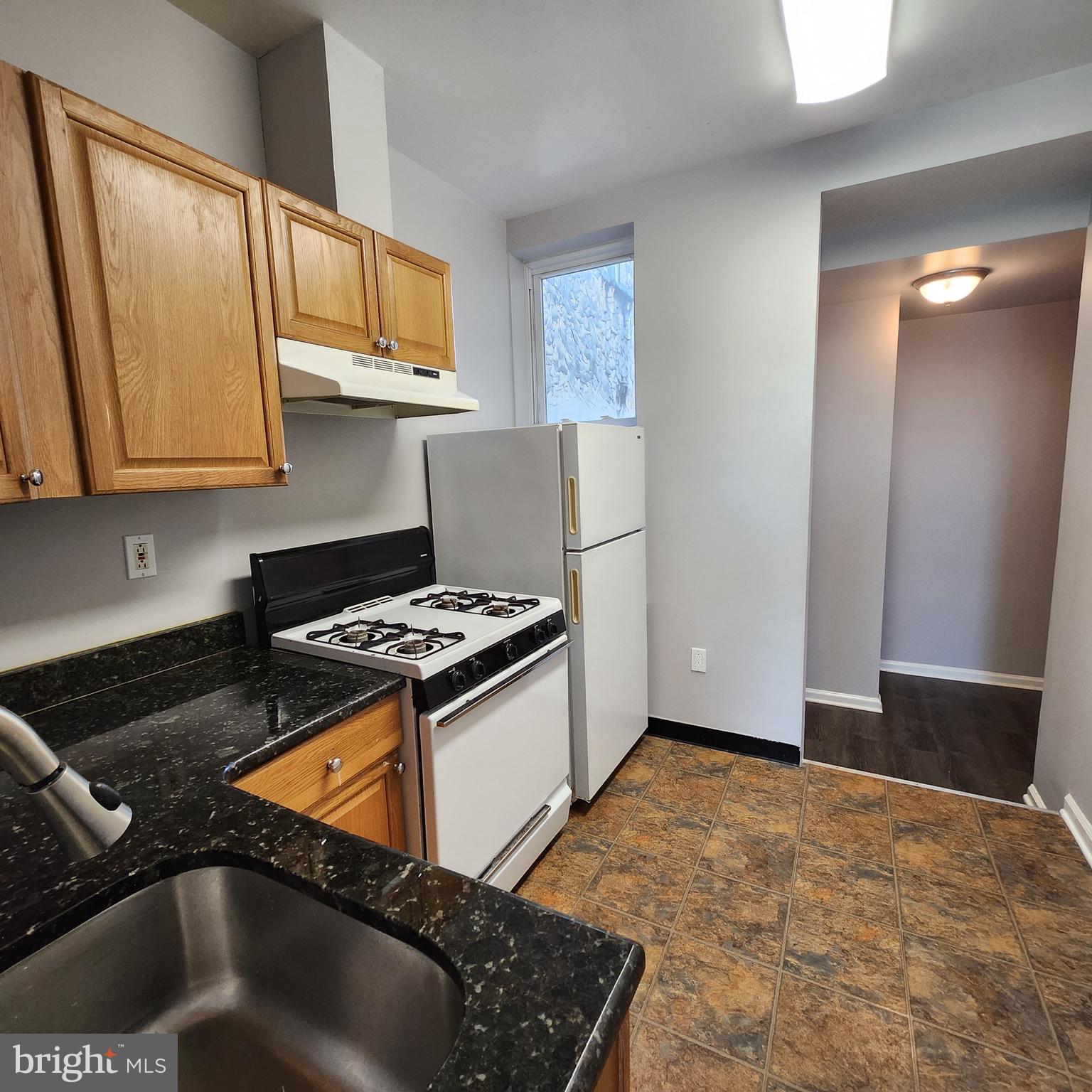 PHILADELPHIA (NORTH) - Residential Lease