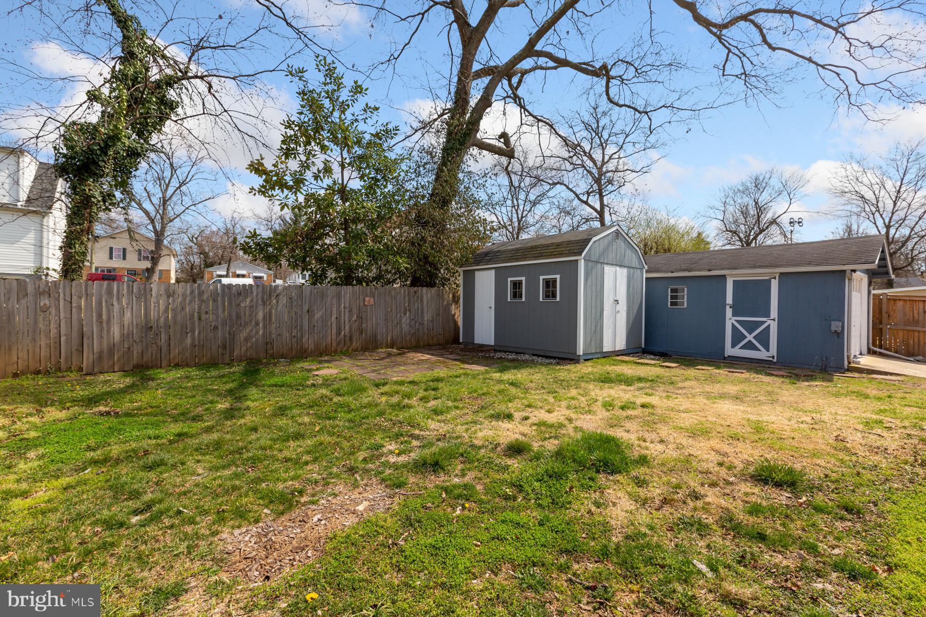 CARMODY HILLS - Residential