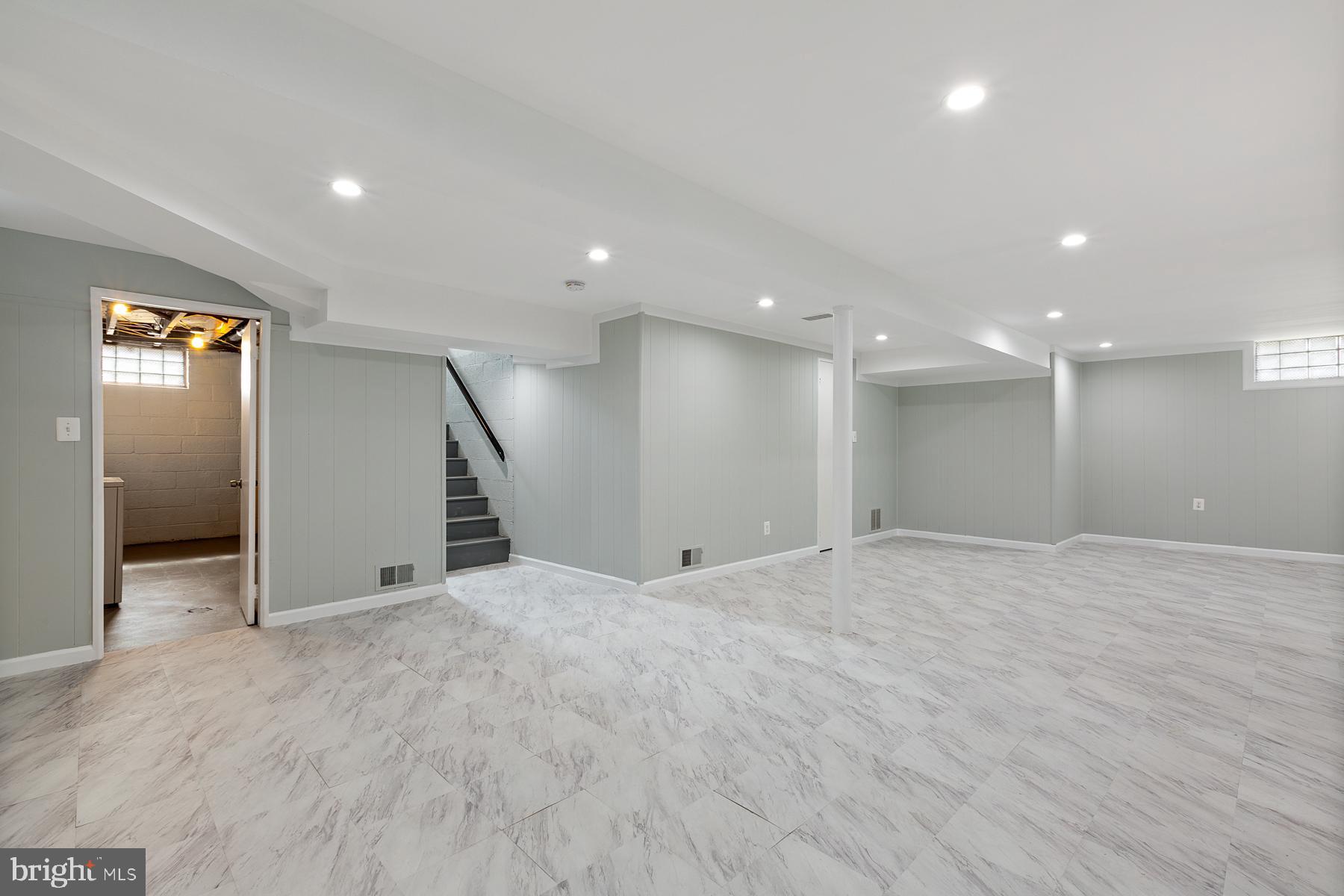 CARMODY HILLS - Residential